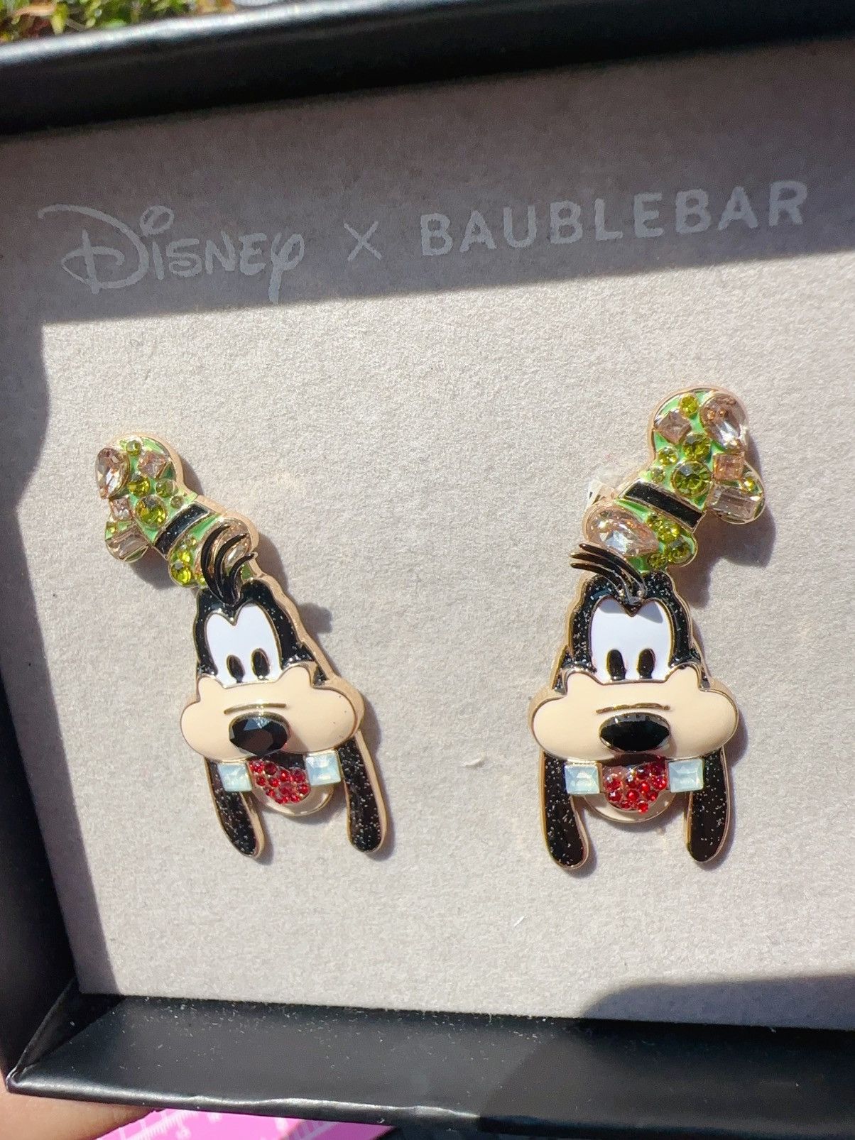Designer × Disney 1 pc Disney X BAUBLEBAR Minnie Mouse Pluto Goofy diamond Size ONE SIZE - 4 Thumbnail