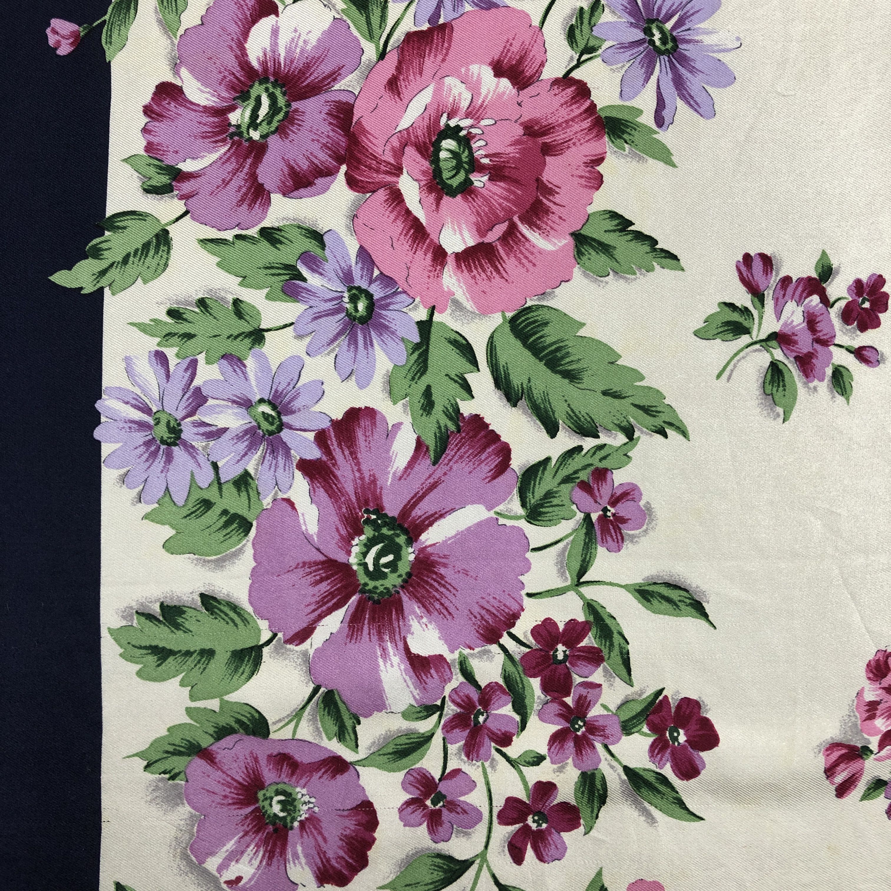 Pierre Cardin × Vintage Vintage Pierre Cardin SILK Scarf Twill Stole Wraps Scarves Size ONE SIZE - 7 Thumbnail