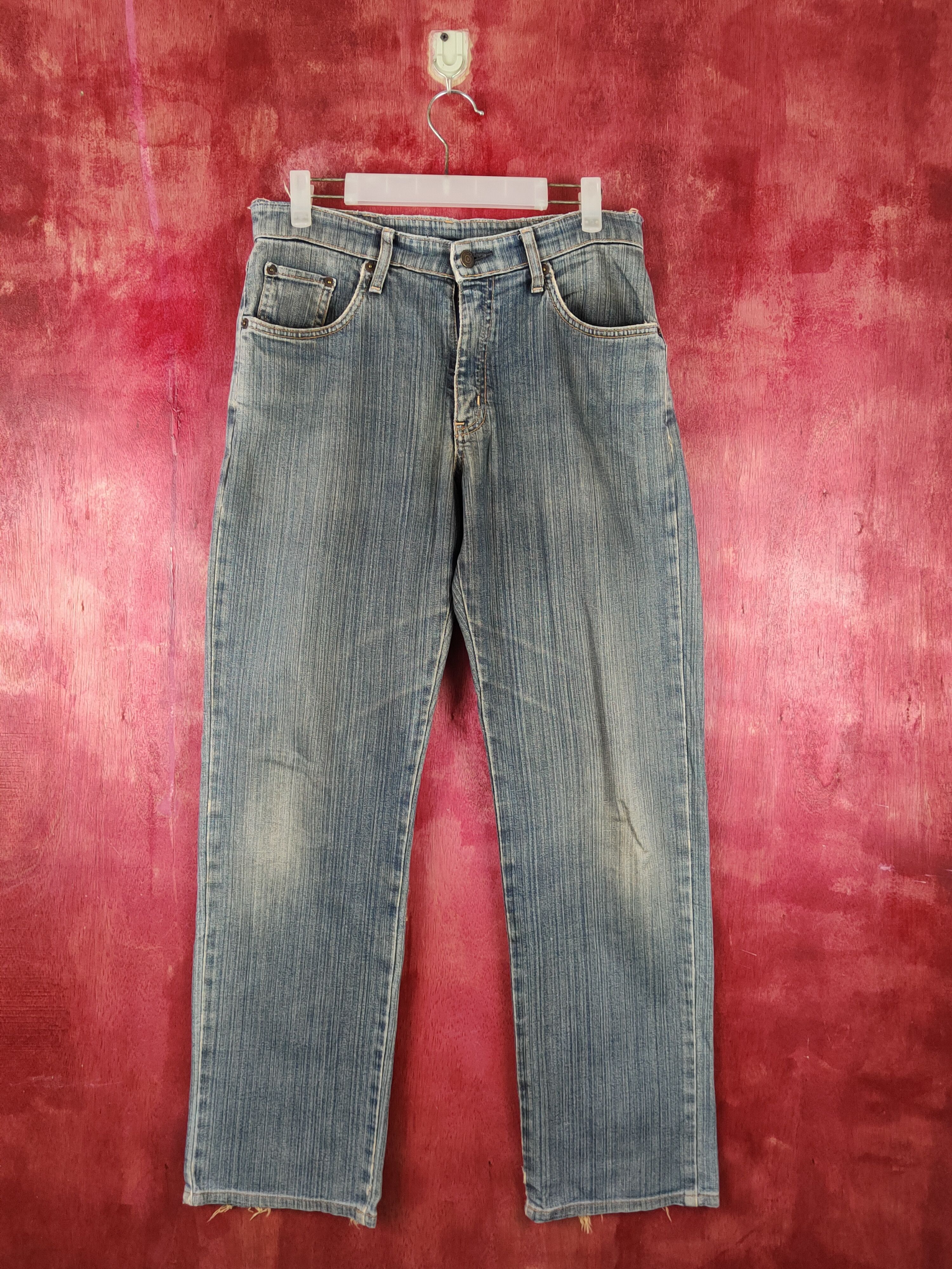 Edwin vintage Edwin Dark Blue Faded distressed Denim #S1605 Size US 30 / EU 46 - 1 Thumbnail