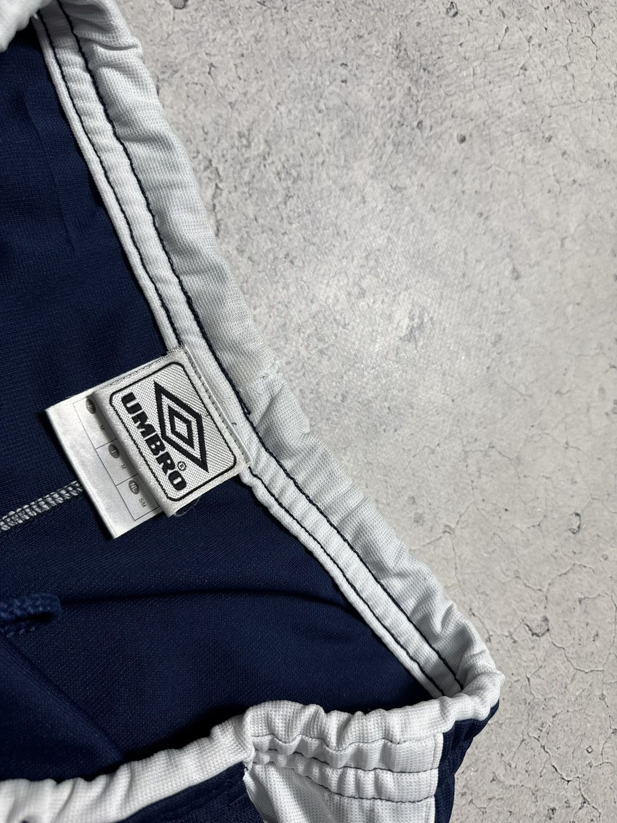 Umbro Umbro Vintage 90’s Shorts Size M Size US 32 / EU 48 - 4 Thumbnail
