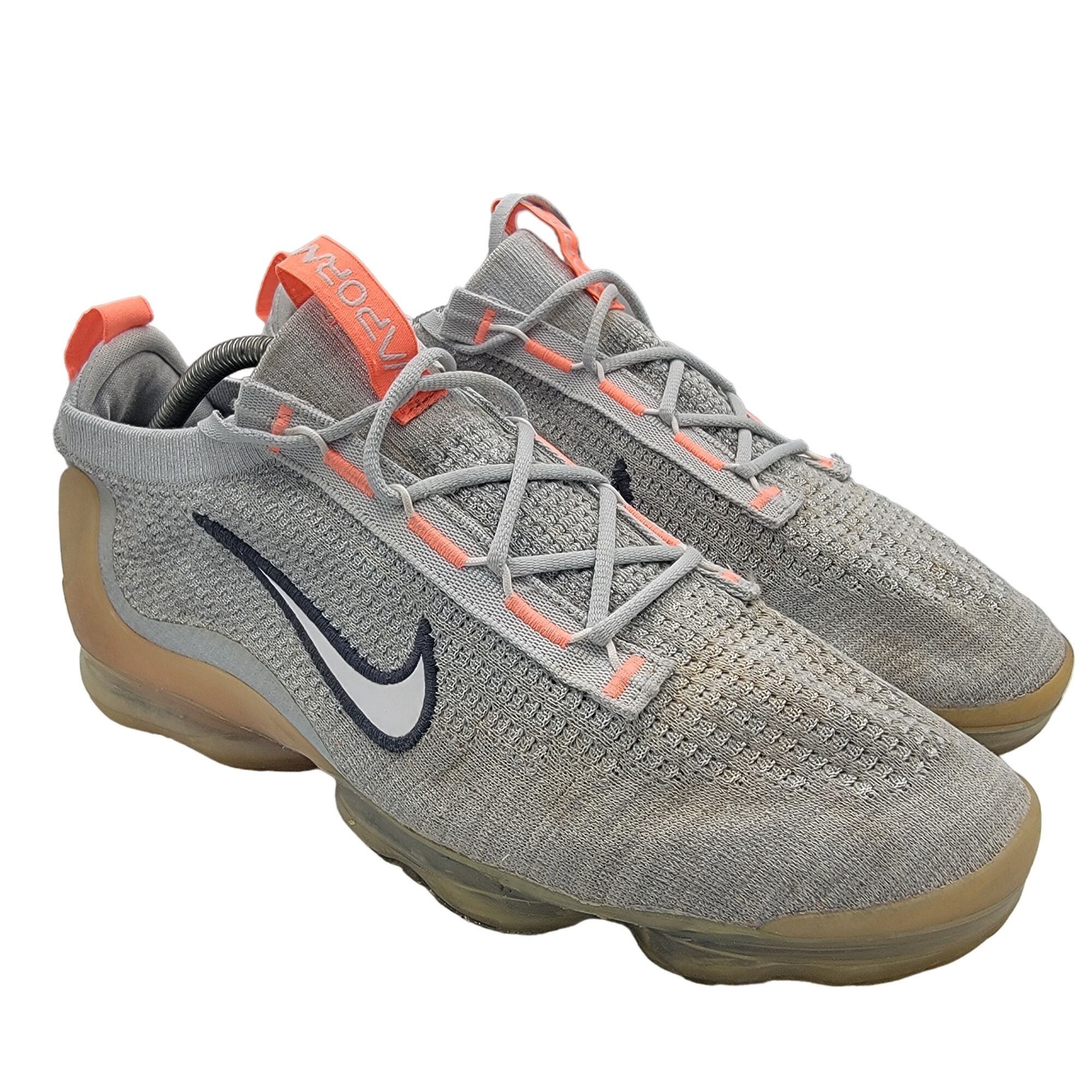 Nike Air VaporMax 2021 Flyknit Size 11 Grey Fog Bright Mango