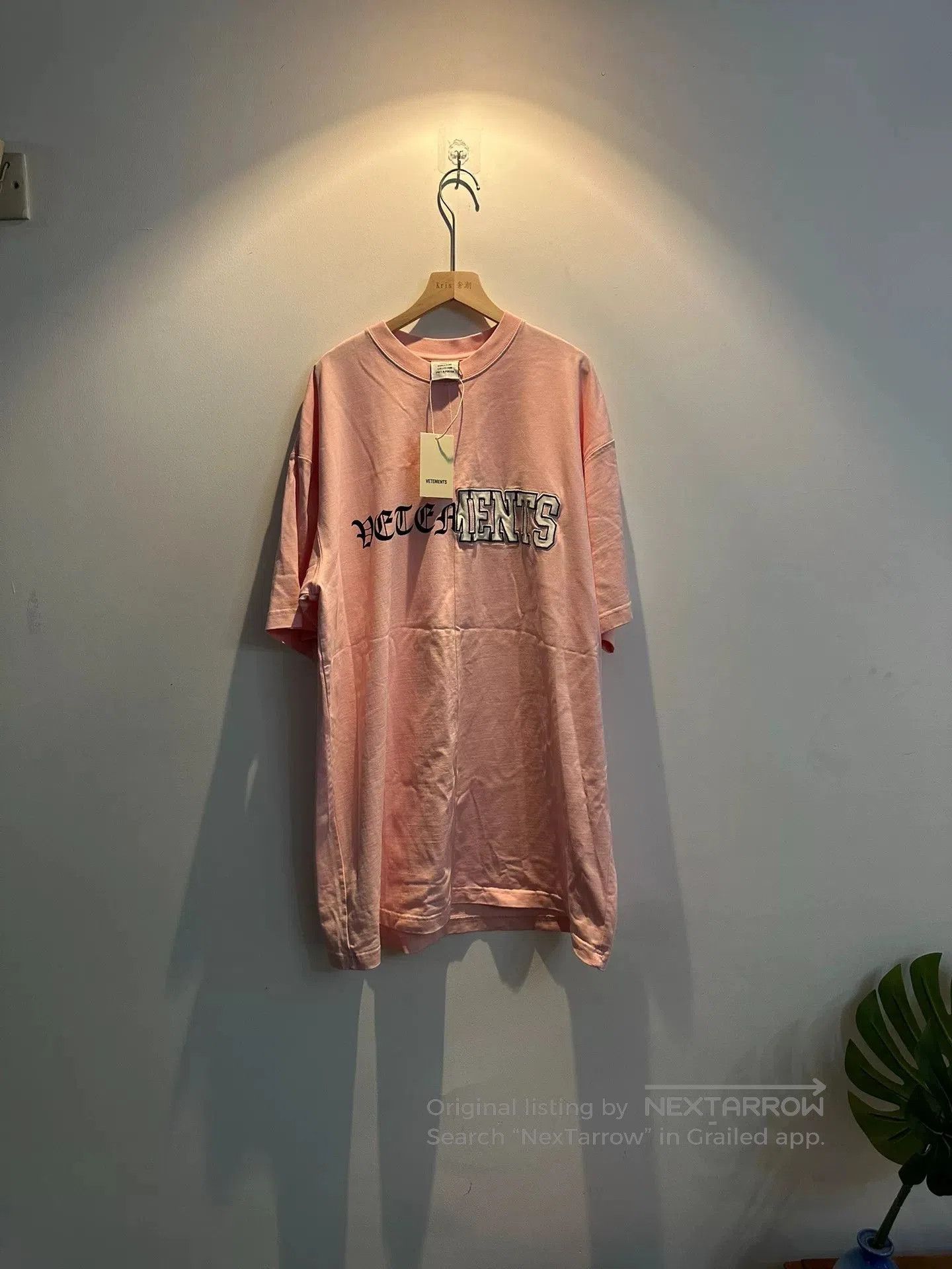 Vetements Vetements Short Sleeve Pink T-shirt. Size XS / US 0-2 / IT 36-38 - 1 Thumbnail