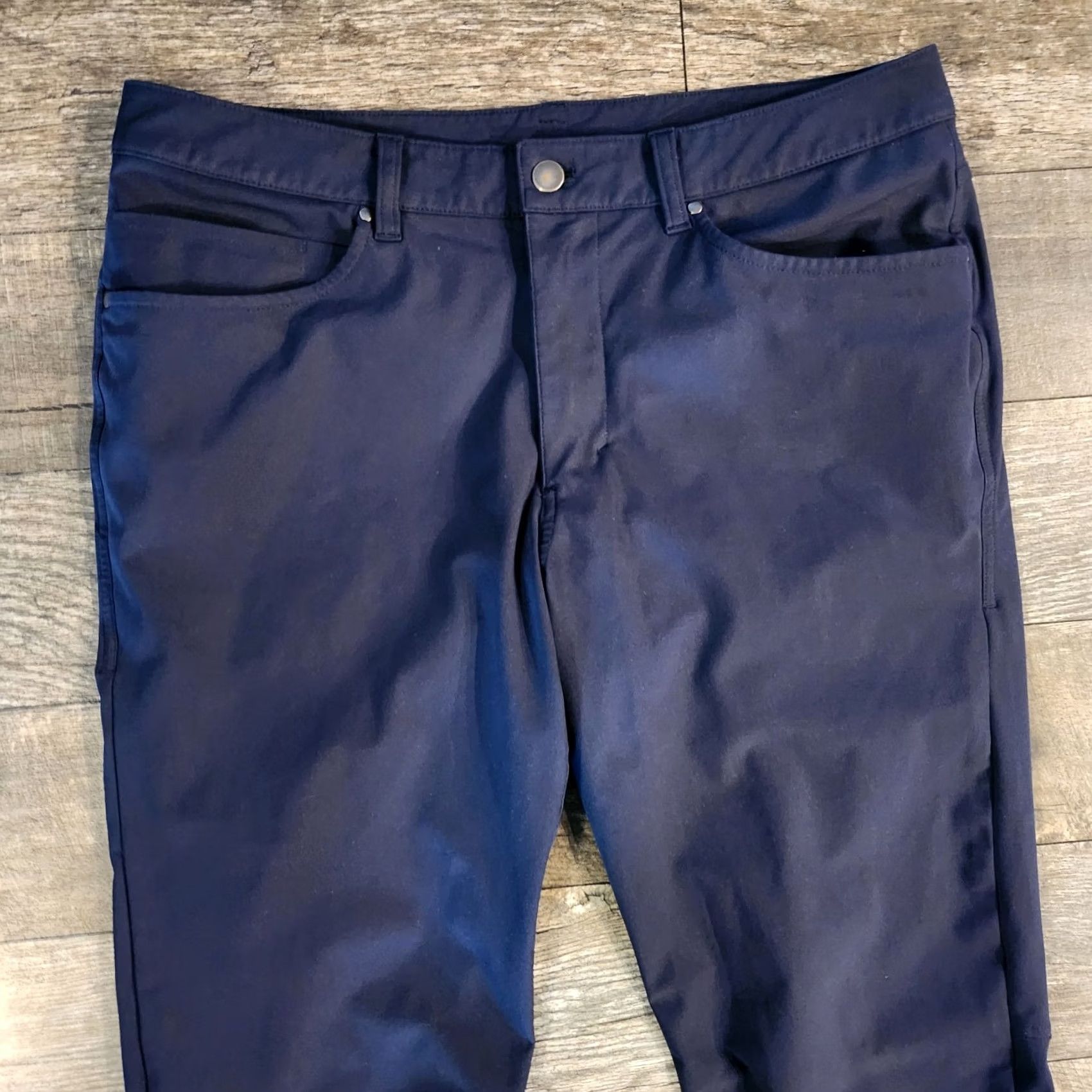 Lululemon Item Specifications: Age: 8 Size US 33 - 4 Thumbnail