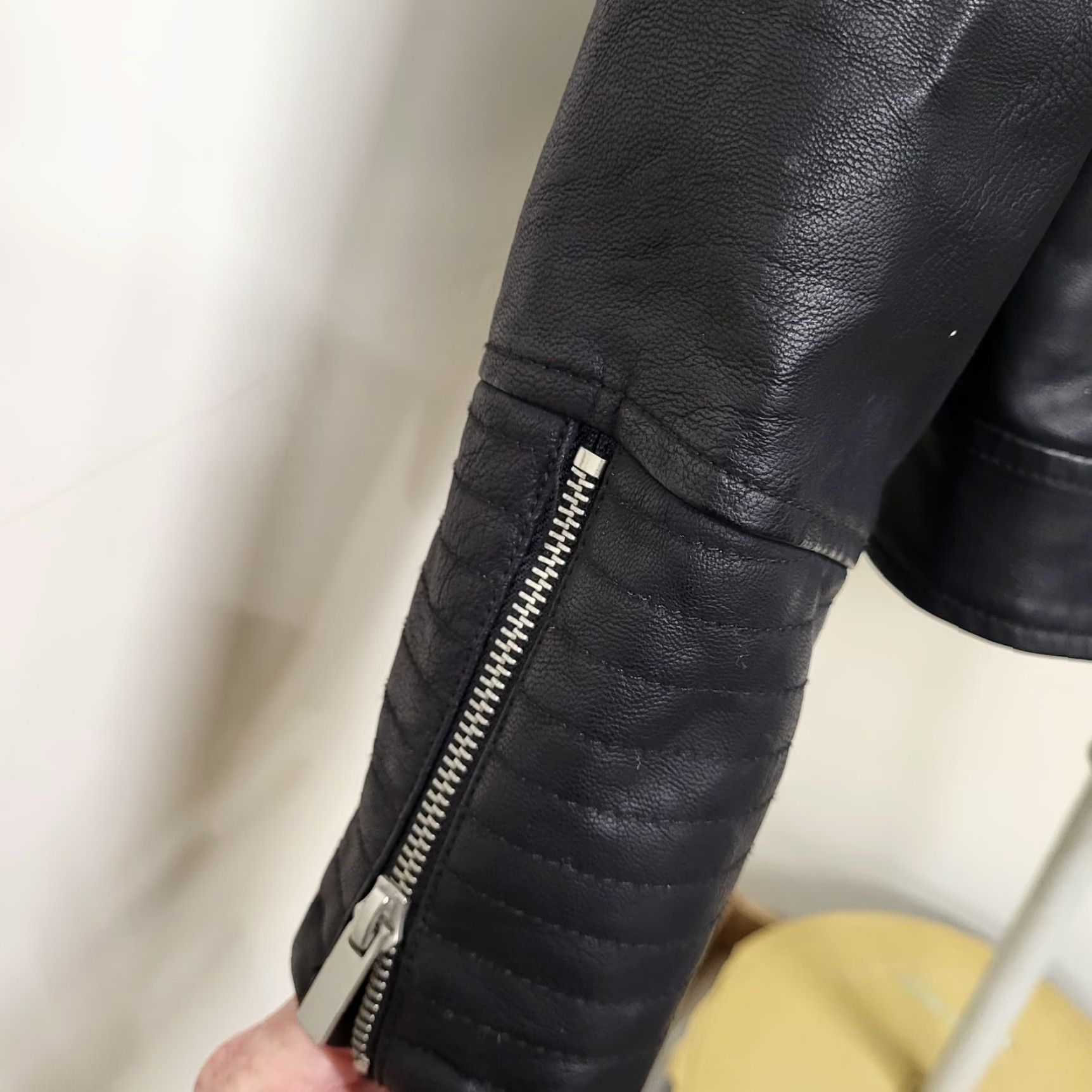 Vintage Baccini Jacket Biker Womens 3X Black Faux Leather Motorcycle Short Sleeve Long Sleeve Zip Winter Casual Plus Size Mens? Wait. Size XXL / US 16-18 / IT 52-54 - 4 Thumbnail