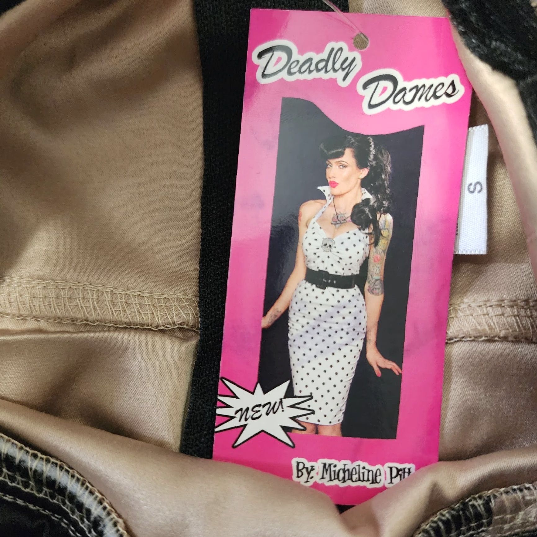 Vintage Pinup Girl Clothing Courtesan Wiggle Dress Satin Retro Rockabilly Belt Pencil Dress Bodycon Size Small Champagne Women Size S / US 4 / IT 40 - 5 Thumbnail