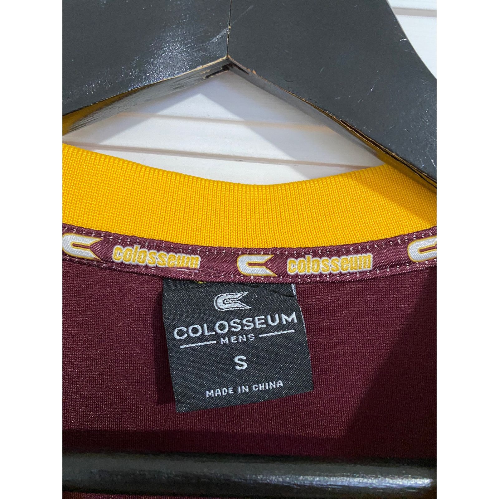 Colosseum Athletics Minnesota Gophers College Football Jersey Size Small Size US S / EU 44-46 / 1 - 6 Thumbnail