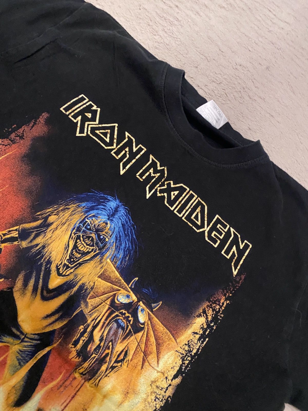 Iron Maiden Iron maiden vintage the number of beast tee 00s Size US L / EU 52-54 / 3 - 8 Thumbnail