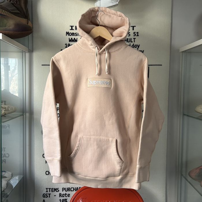 Peach box logo discount hoodie