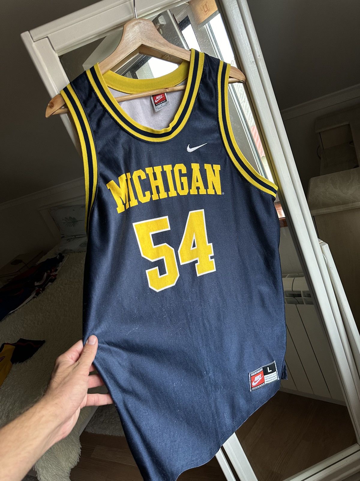 Vintage Nike Authentic Michigan Wolverines shops Basketball Jersey Youth Larg (14-16)