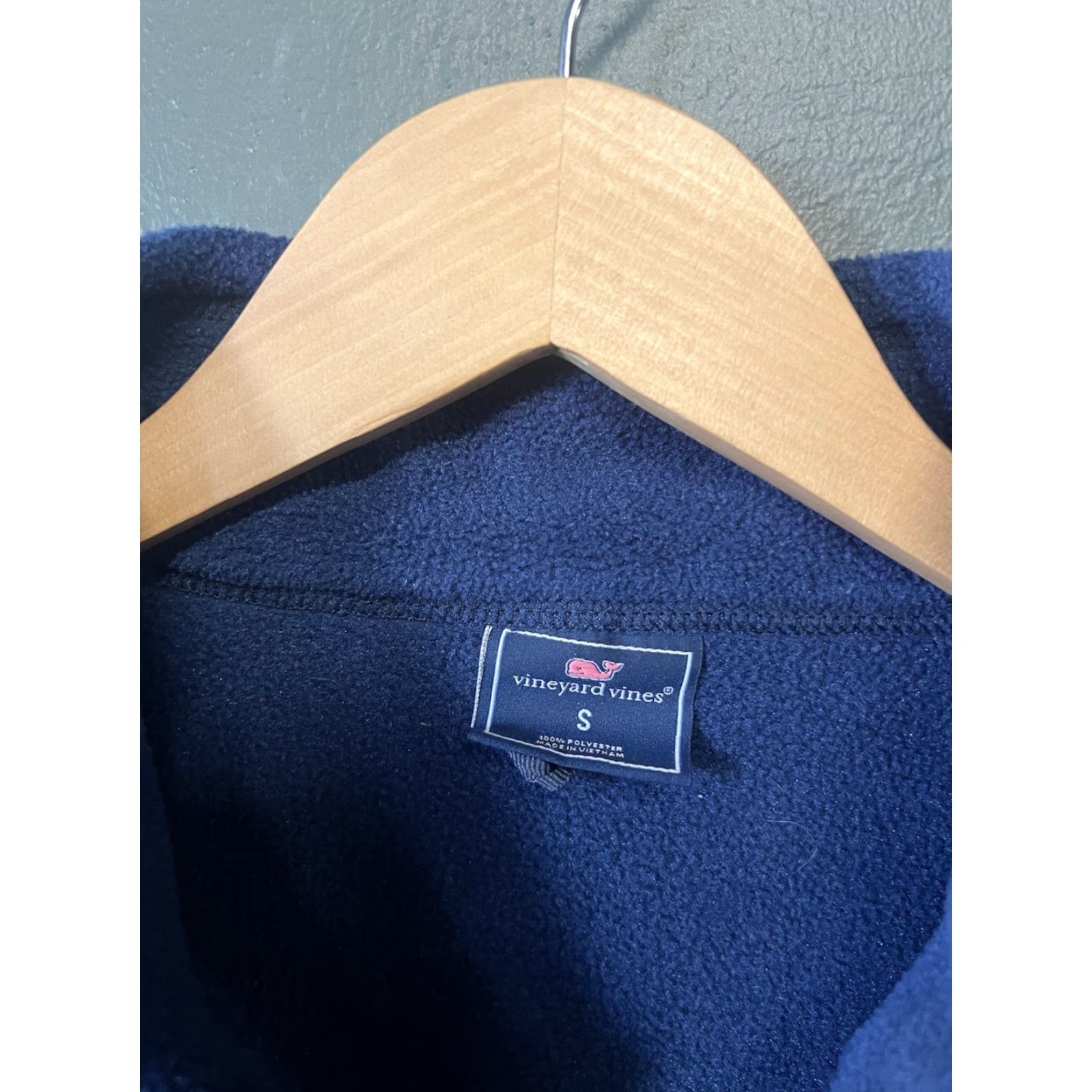 Vineyard Vines Vineyard Vines Vest Mens Small Blue Fleece Full Zip Stand-Up Collar Golf Preppy Jacket/Coat Mid-Length Pockets 22in Pit 25in Length Size US S / EU 44-46 / 1 - 3 Thumbnail