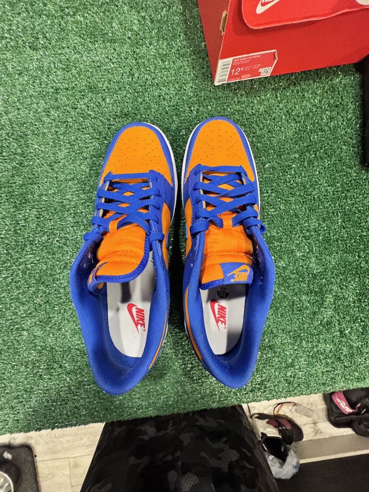 Nike Nike dunk low knicks VNDS size 12.5 Size US 12.5 / EU 45-46 - 7 Thumbnail