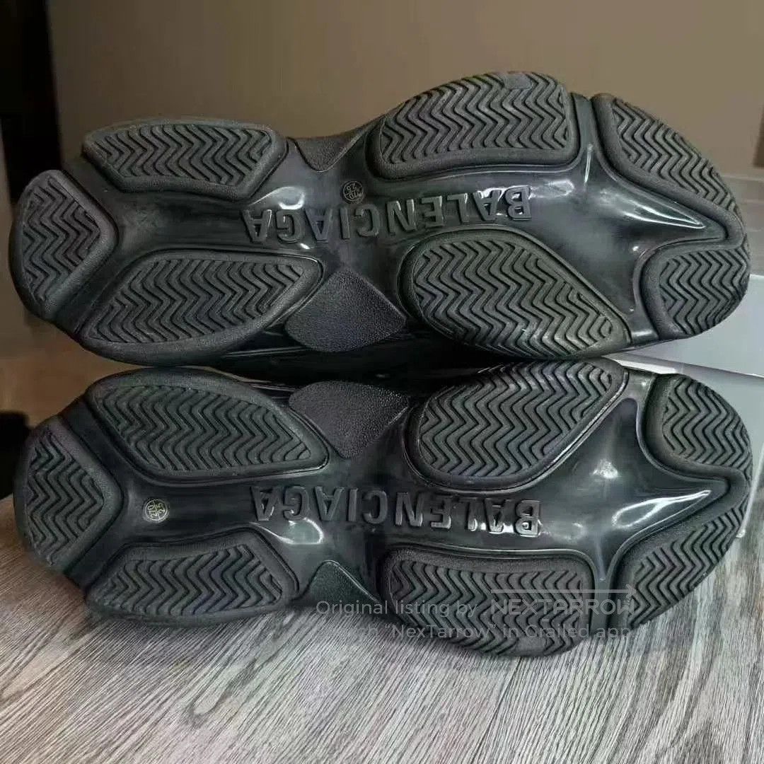 Balenciaga Black Chunky Sneakers with White Laces Size 11. Size US 11 / EU 44 - 6 Thumbnail