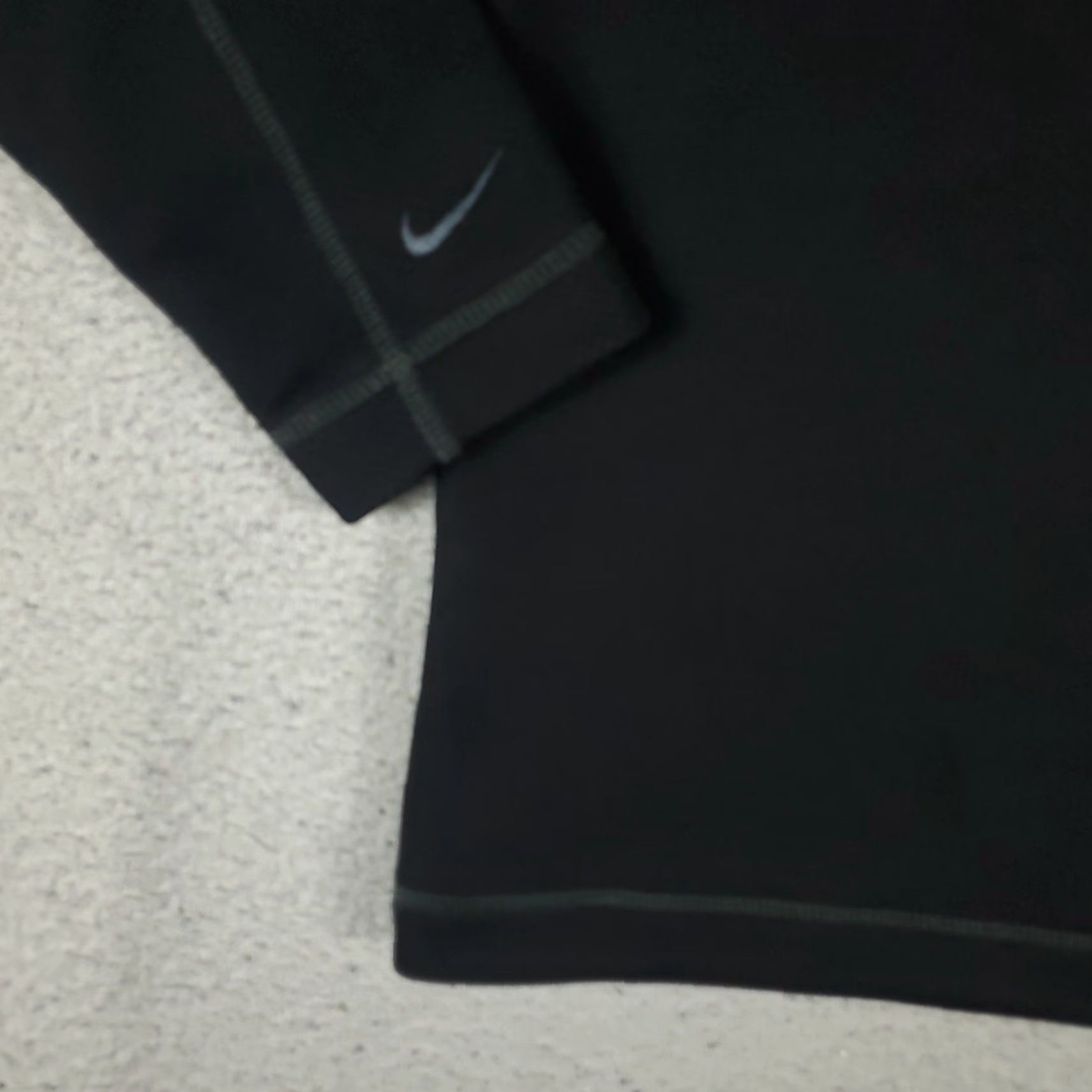 Nike Nike Sweatshirt Mens Large Black Therma-Fit 1/4 Zip Pullover Swoosh Logo Mock Neck Knit Polyester Regular T-Shirt? Size US L / EU 52-54 / 3 - 5 Thumbnail