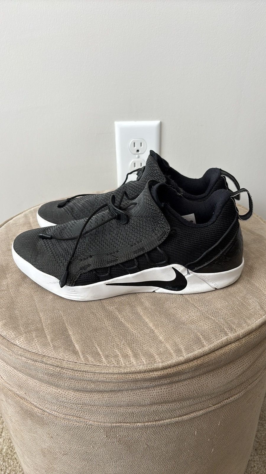 Nike Nike Kobe A.D. NXT 'Black White' 882049-007 Size US 8 / EU 41 - 1 Thumbnail