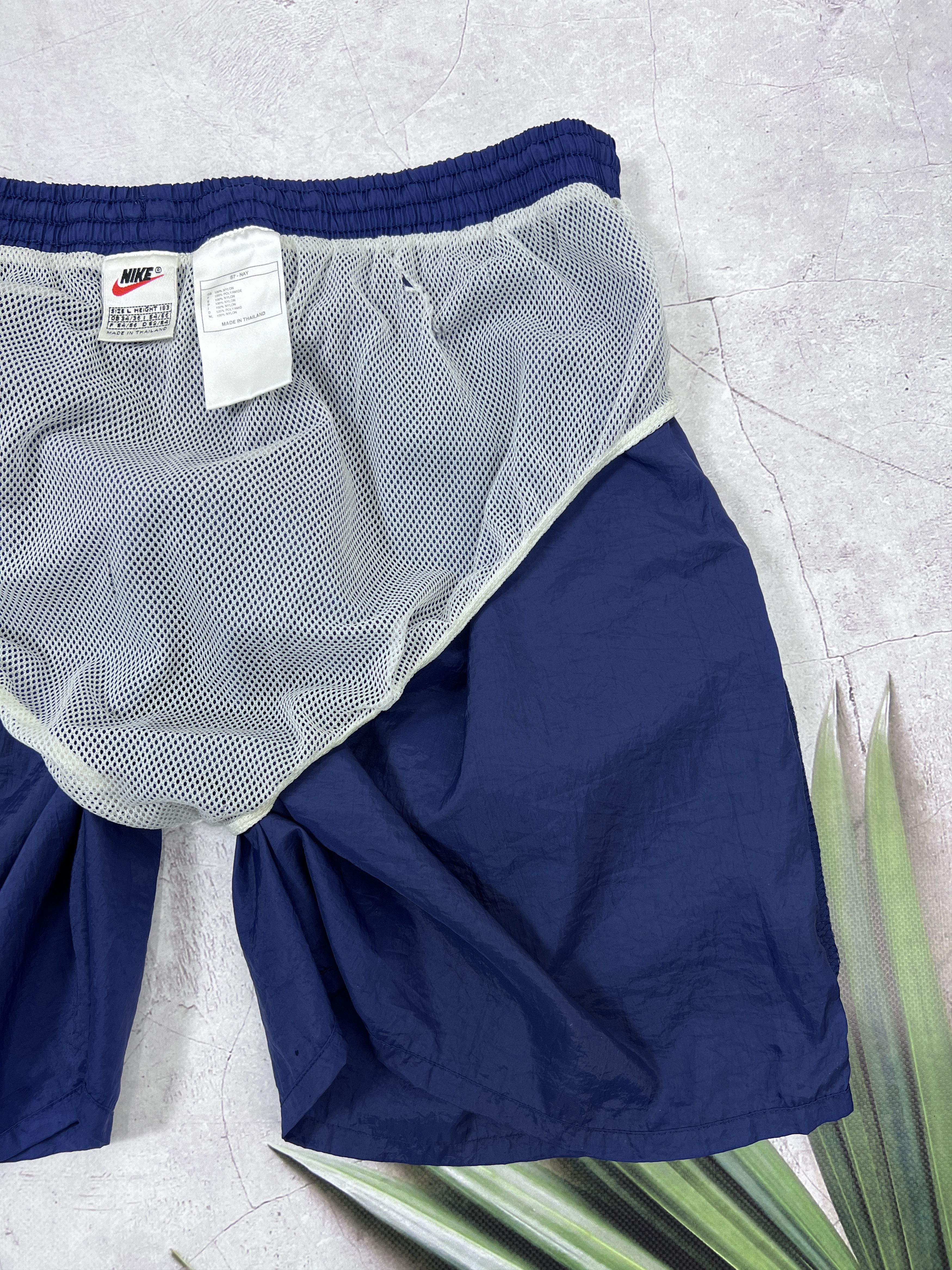 Nike × Vintage Vintage Nike Shorts Swoosh Logo Dark Blue Size US 36 / EU 52 - 18 Thumbnail