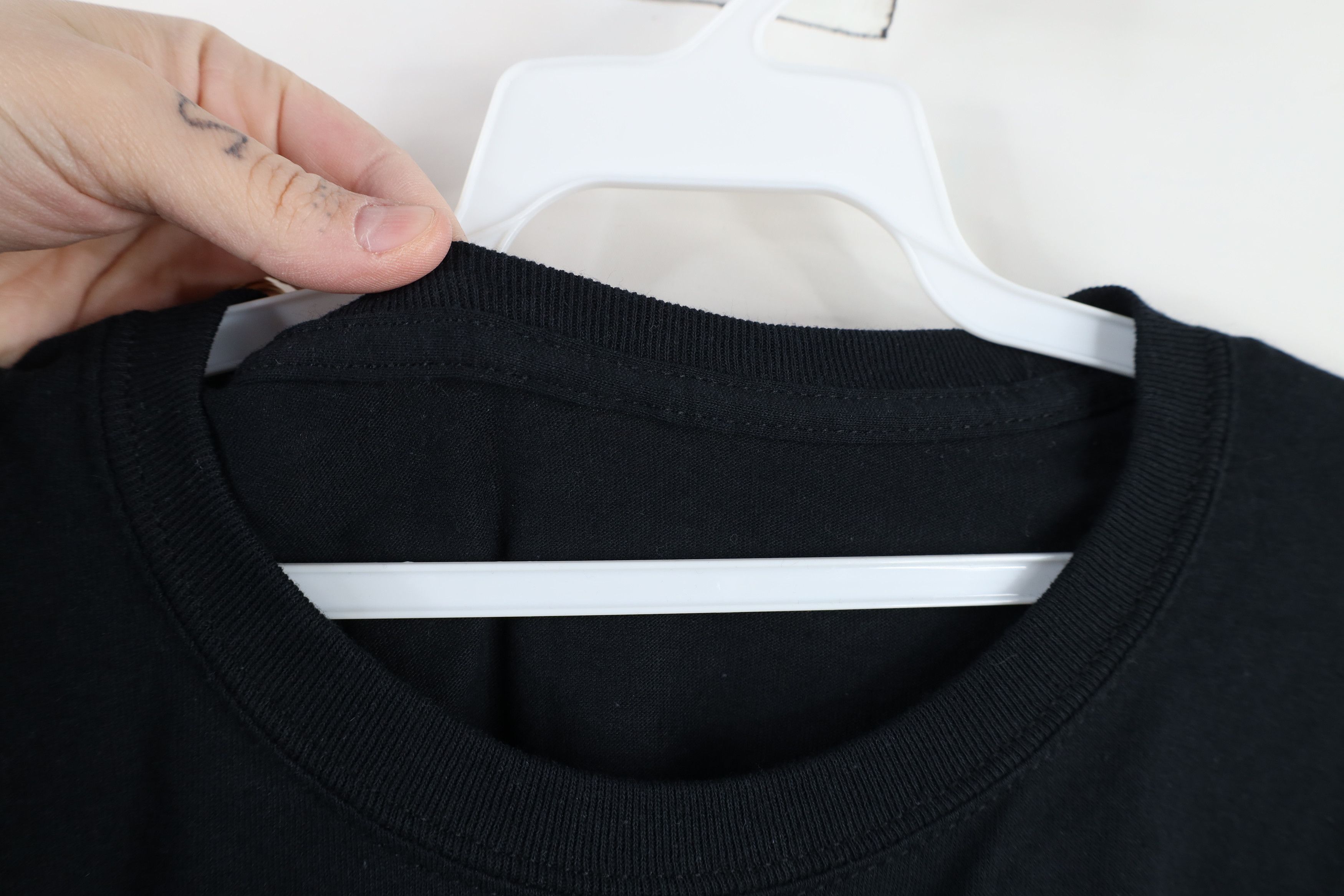 Vintage Vintage 90s Streetwear Short Sleeve Cotton T-Shirt Black Size US XL / EU 56 / 4 - 7 Thumbnail