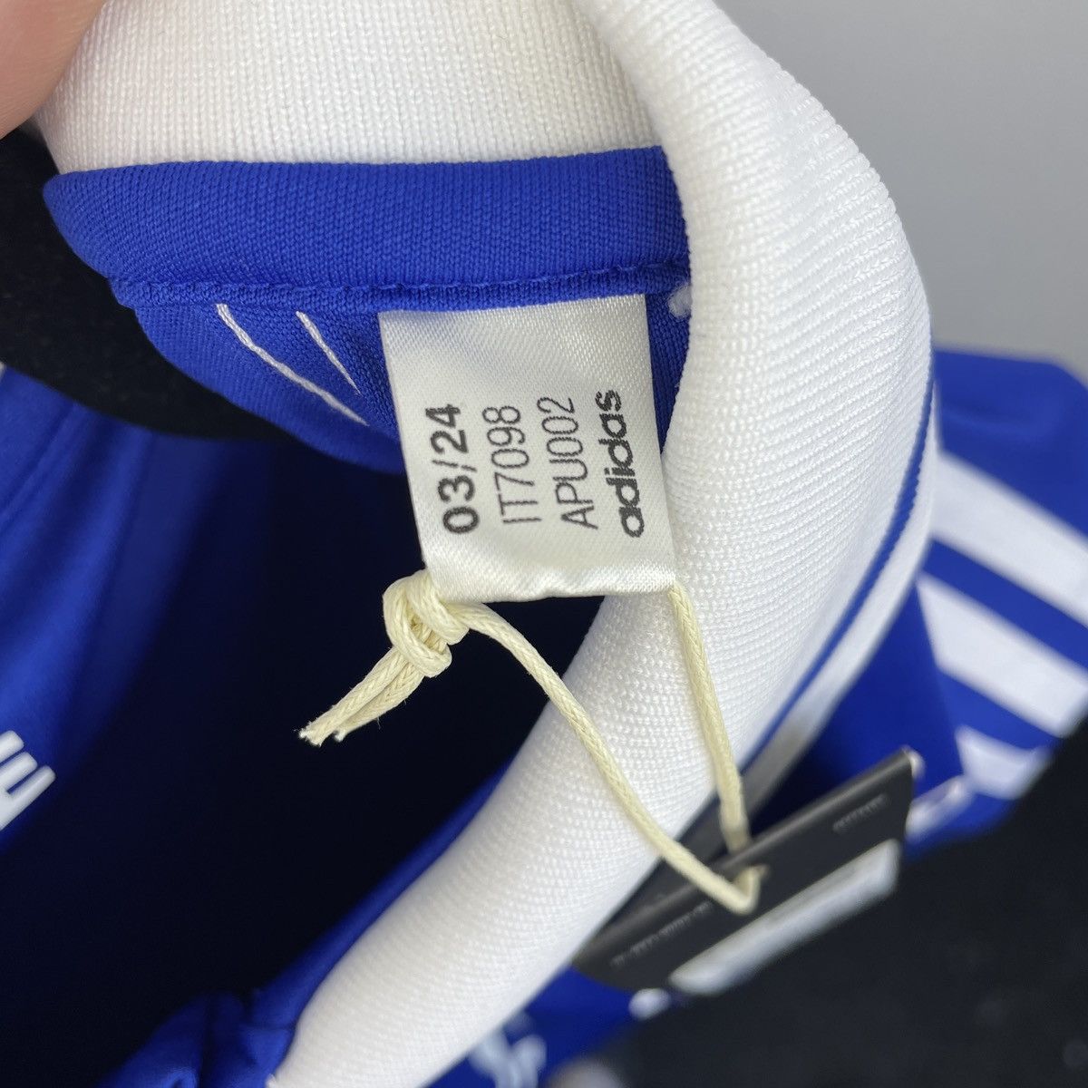 Adidas Schalke 04 Home Adidas Jersey Shirt 2024/2025 size XL Size US XL / EU 56 / 4 - 8 Thumbnail