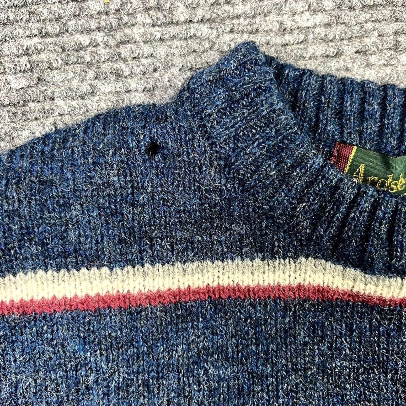 Vintage VINTAGE Ardsley Sweater Mens Small Blue Striped Wool 90s Crew Neck Knit All Pure Wool Size US S / EU 44-46 / 1 - 4 Thumbnail