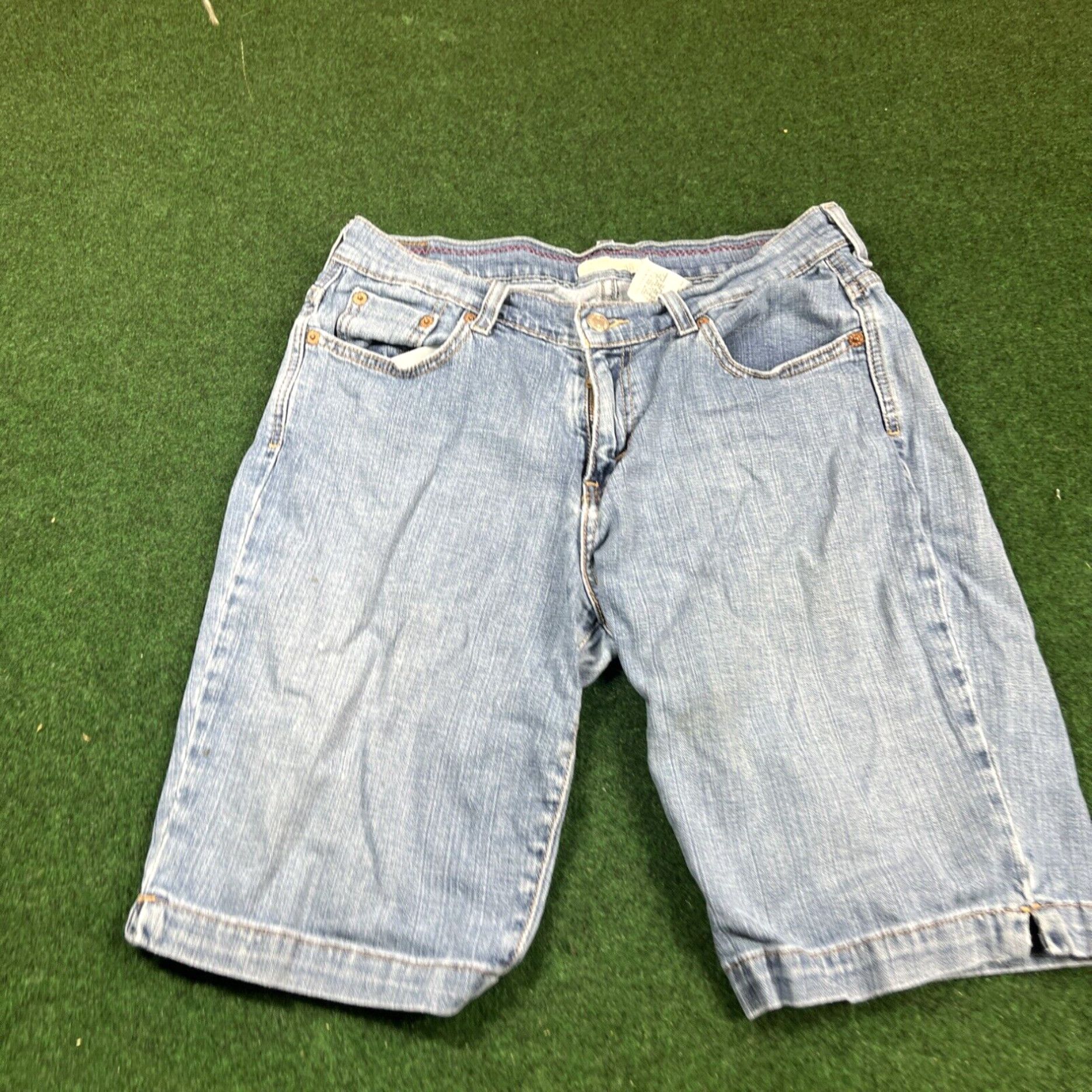 Levi's Levi Strauss Signature 515 Women's Mid-Rise Shorts Size 10 Cut-offs Med Wash Size 32" / US 10 / IT 46 - 5 Thumbnail