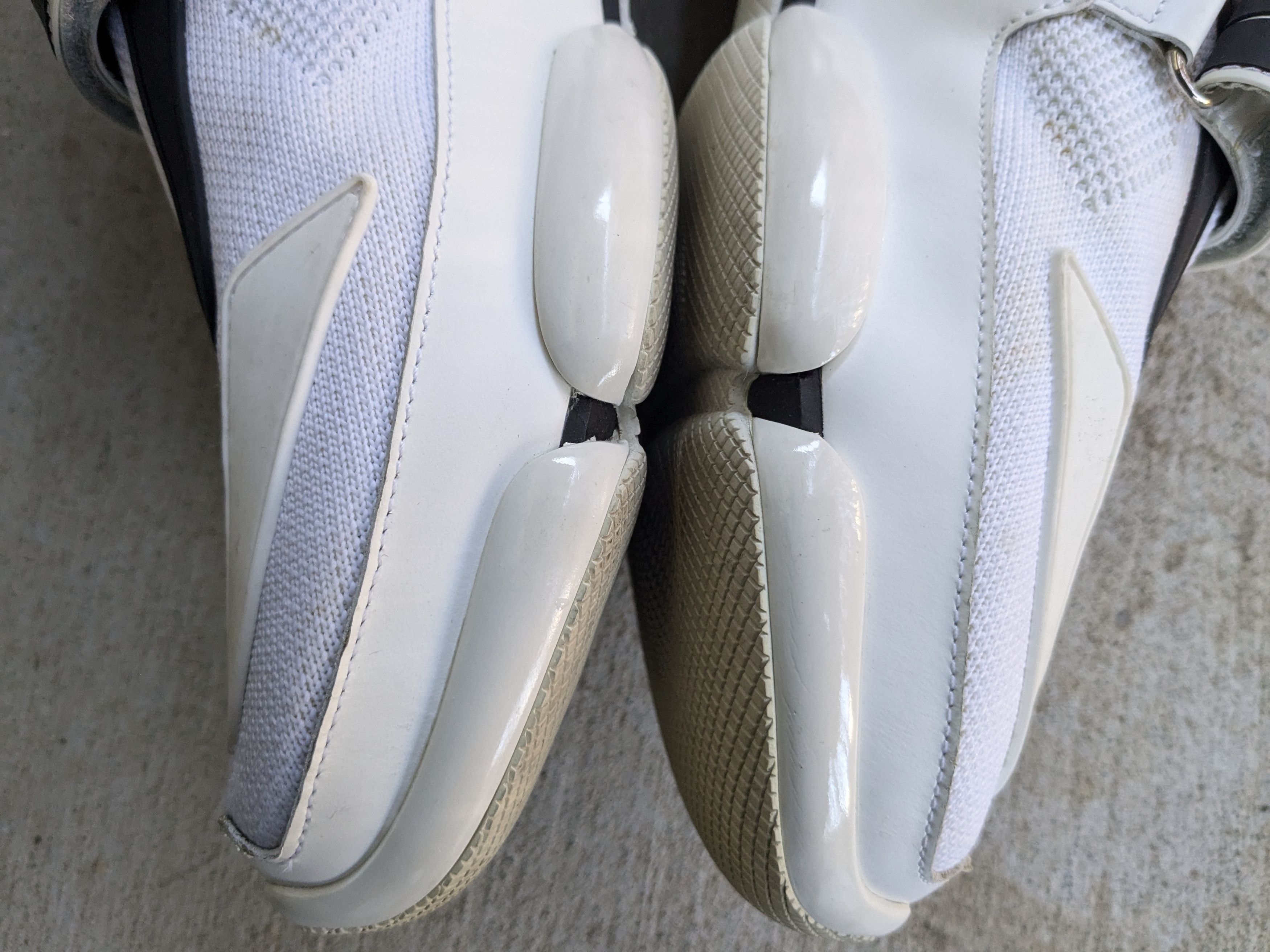 Prada Prada Cloudbust Sneakers White Black 11.5 Straps Low Tops Size US 11.5 / EU 44-45 - 6 Thumbnail