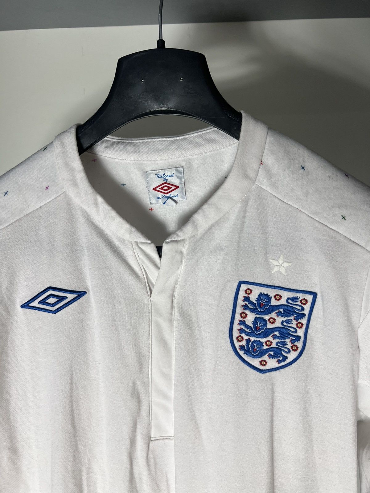 Vintage VERY RARE UMBRO ENGLAND RETRO SOCCER JERSEY MANCHESTER 90s Size US L / EU 52-54 / 3 - 2 Thumbnail