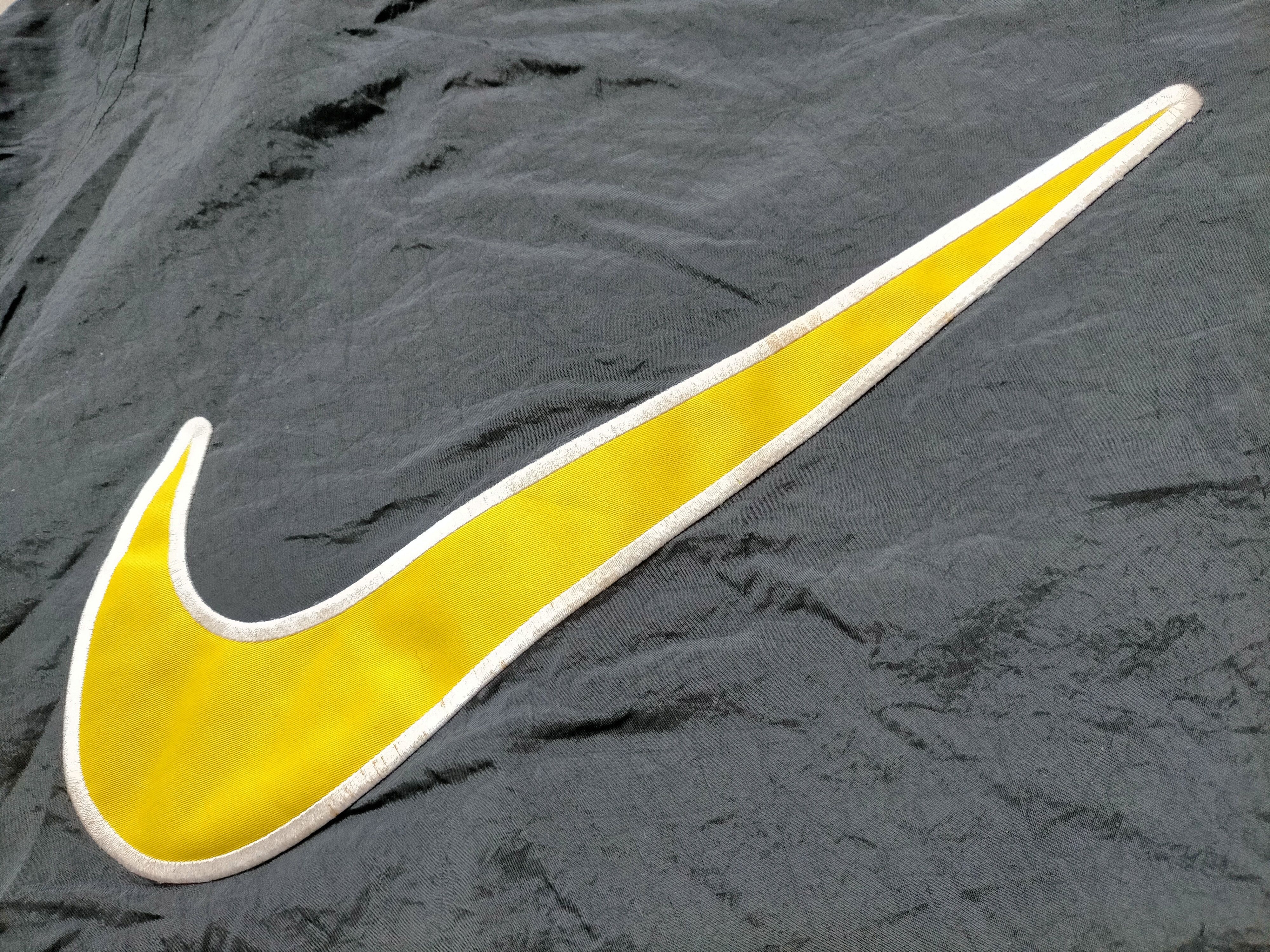 Nike Vintage 90s Nike Swoosh Long jacket Size US L / EU 52-54 / 3 - 15 Thumbnail