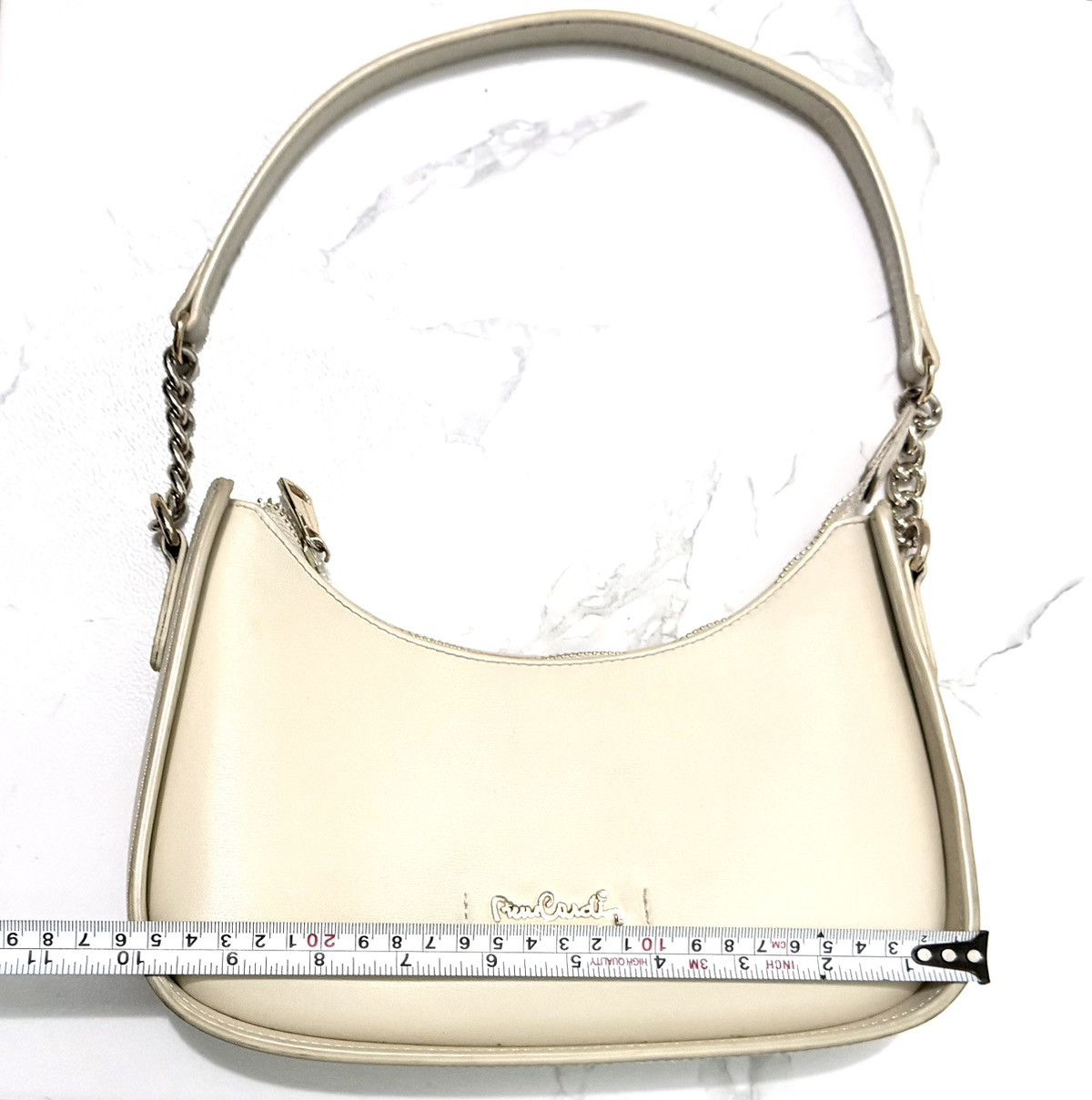 Pierre Cardin Vintage Pierre Cardin Cream Shoulder Bag Size ONE SIZE - 1 Thumbnail