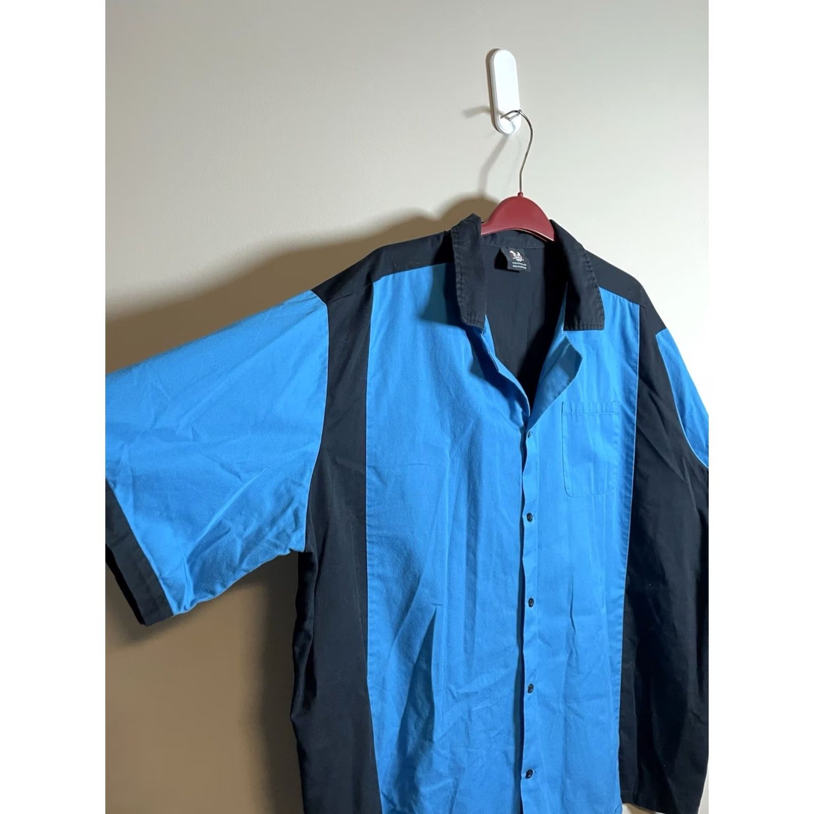 Vintage Hilton Shirt Mens 2XL Black Blue Bowling Retro Button-Up Short Sleeve Collared Spread Vintage: No Size US XXL / EU 58 / 5 - 3 Thumbnail