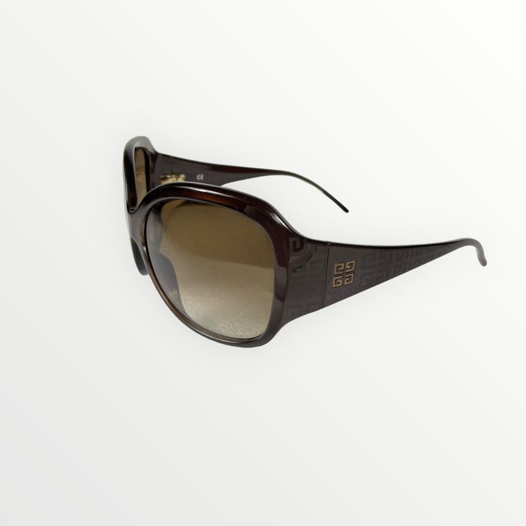 Vintage Givenchy Monogram Classic Frame Sunglasses SGV723 Size ONE SIZE - 1 Thumbnail