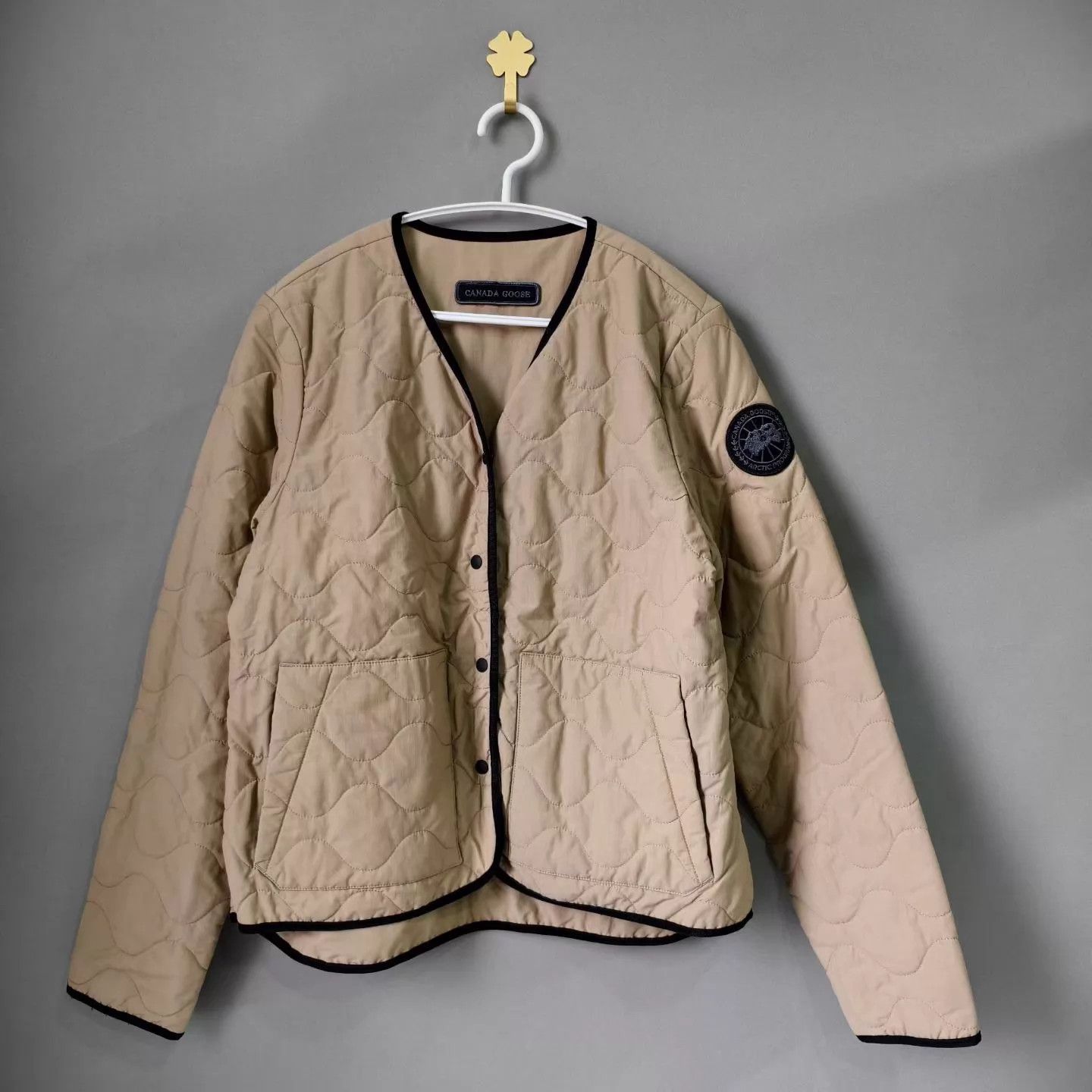 Canada Goose Canada Goose women's double-faced casual jacket Size M / US 6-8 / IT 42-44 - 1 Thumbnail