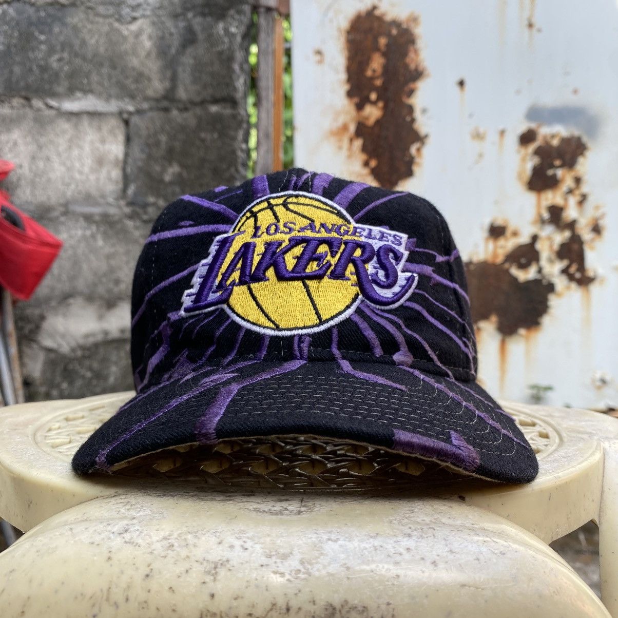 NBA 90’s VINTAGE RARE LA LAKERS COLLISION SNAPBACK BY STARTER Size ONE SIZE - 12 Thumbnail