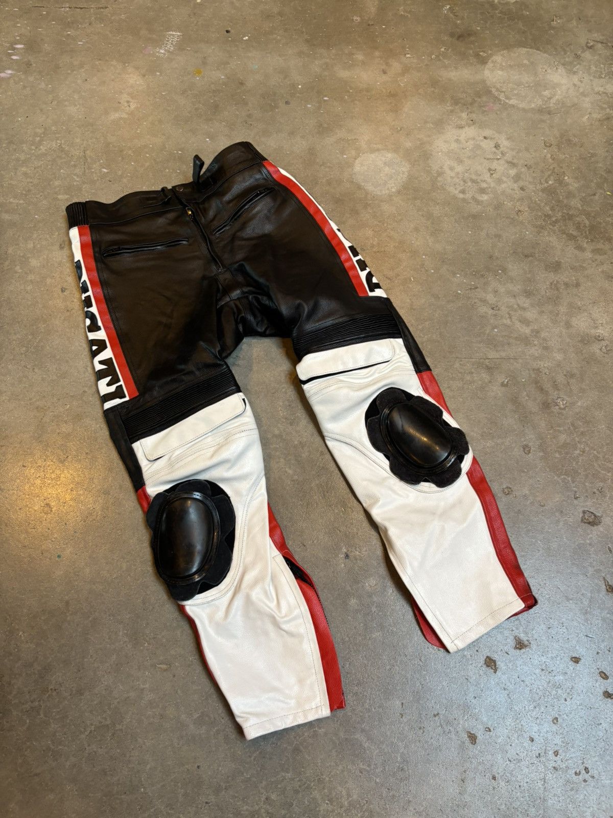 Ducati Ducati vintage racing moto leather pants Size US 32 / EU 48 - 2 Thumbnail