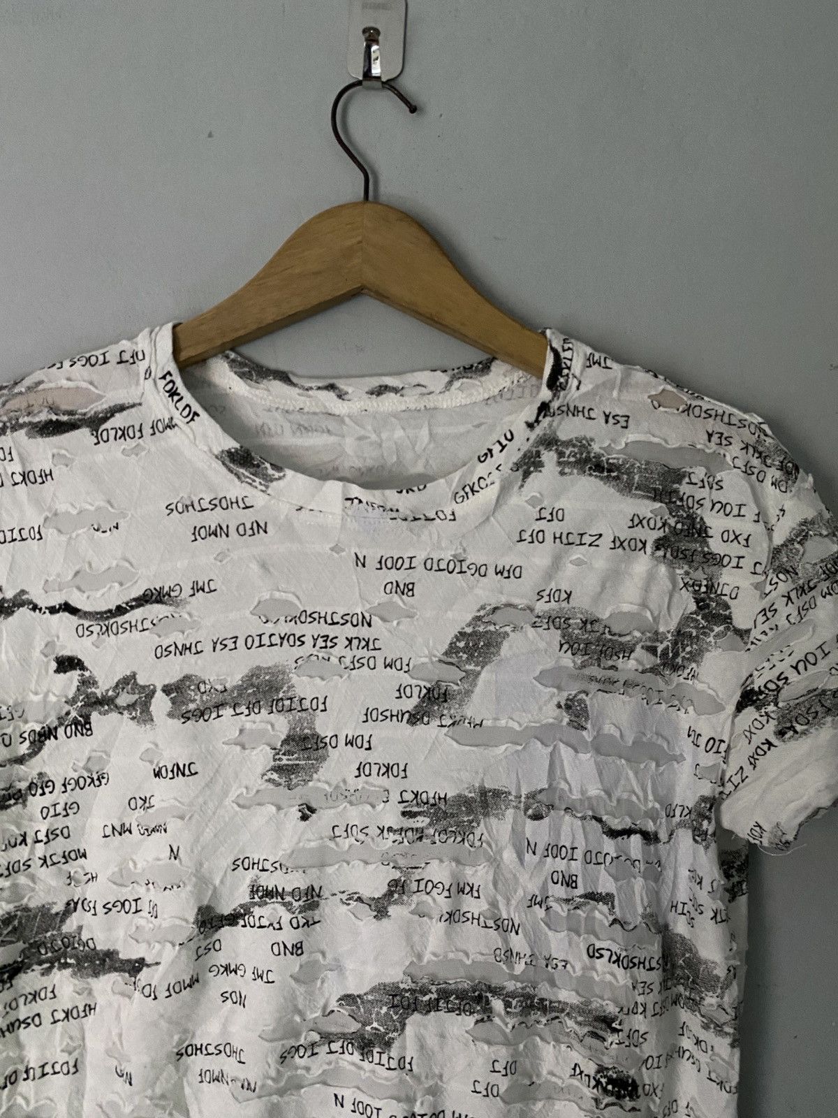 If Six Was Nine × Japanese Brand × Le Grande Bleu (L.G.B.) Vintage unknwn distressed tee Size US M / EU 48-50 / 2 - 3 Thumbnail