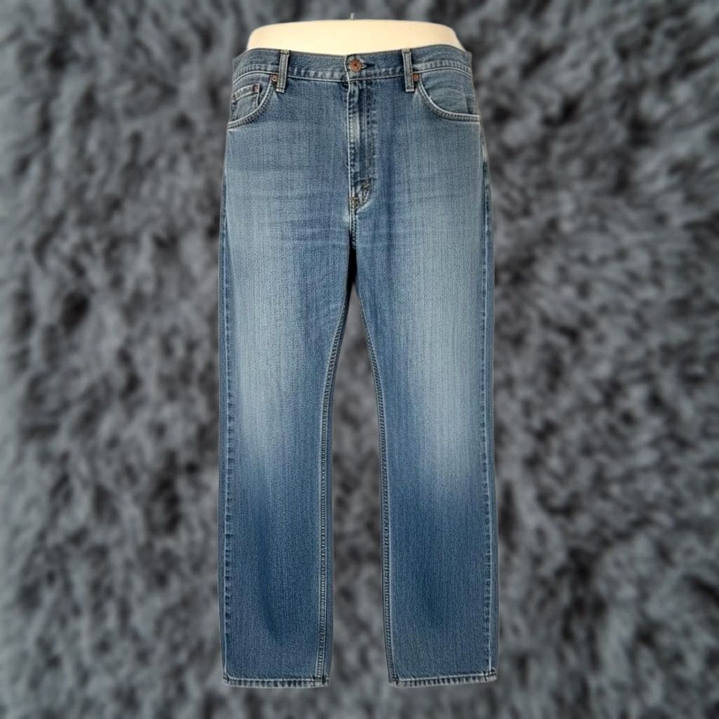 Levi's Levi's 501 Jeans Mens Regular Blue Light Wash Straight Denim Button Fly 40x36 Regular Distinctive Denim Five-Pocket Style Size US 40 / EU 56 - 1 Thumbnail