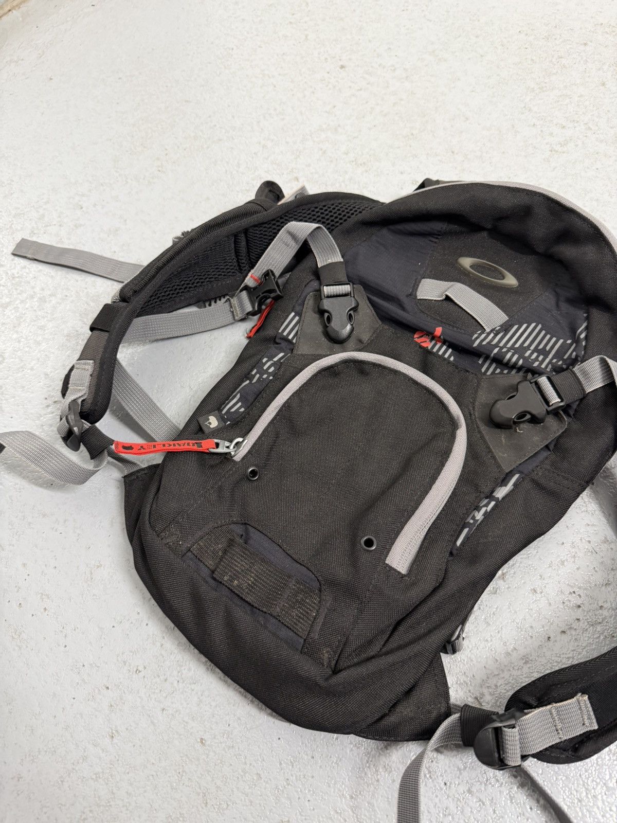 Oakley Vintage Oakley Hydration Water Reservoir Hiking Backpack Size ONE SIZE - 5 Thumbnail