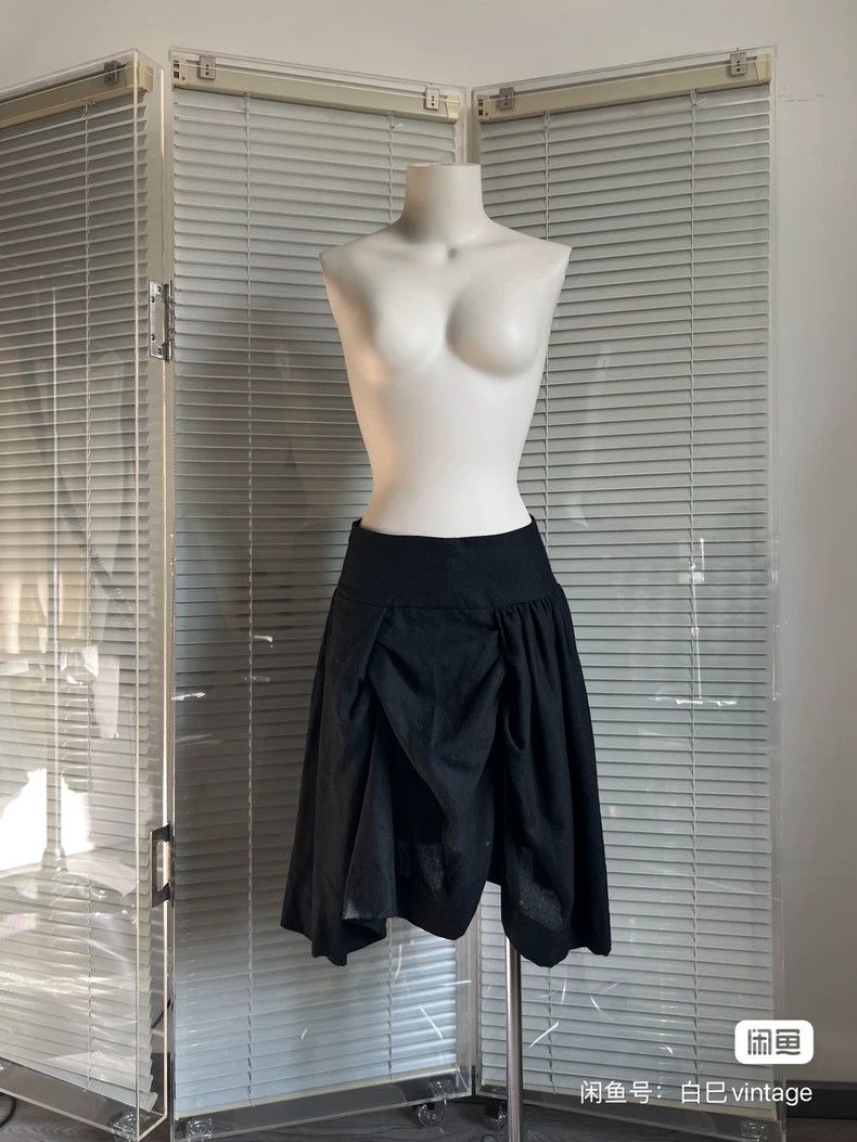 Vivienne Westwood Vivienne Westwood size2 Thin knit pleated skirt Size 27" / US 4 / IT 40 - 1 Thumbnail