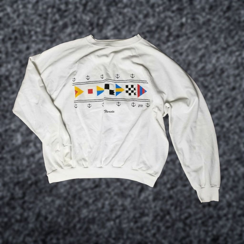 Vintage Vintage USA Florida Sailing Flags Crewneck Sweatshirt L White Cotton Unbranded Unisex Adults Sweatshirt Distressed Graphic 90s? Size L / US 10 / IT 46 - 1 Thumbnail