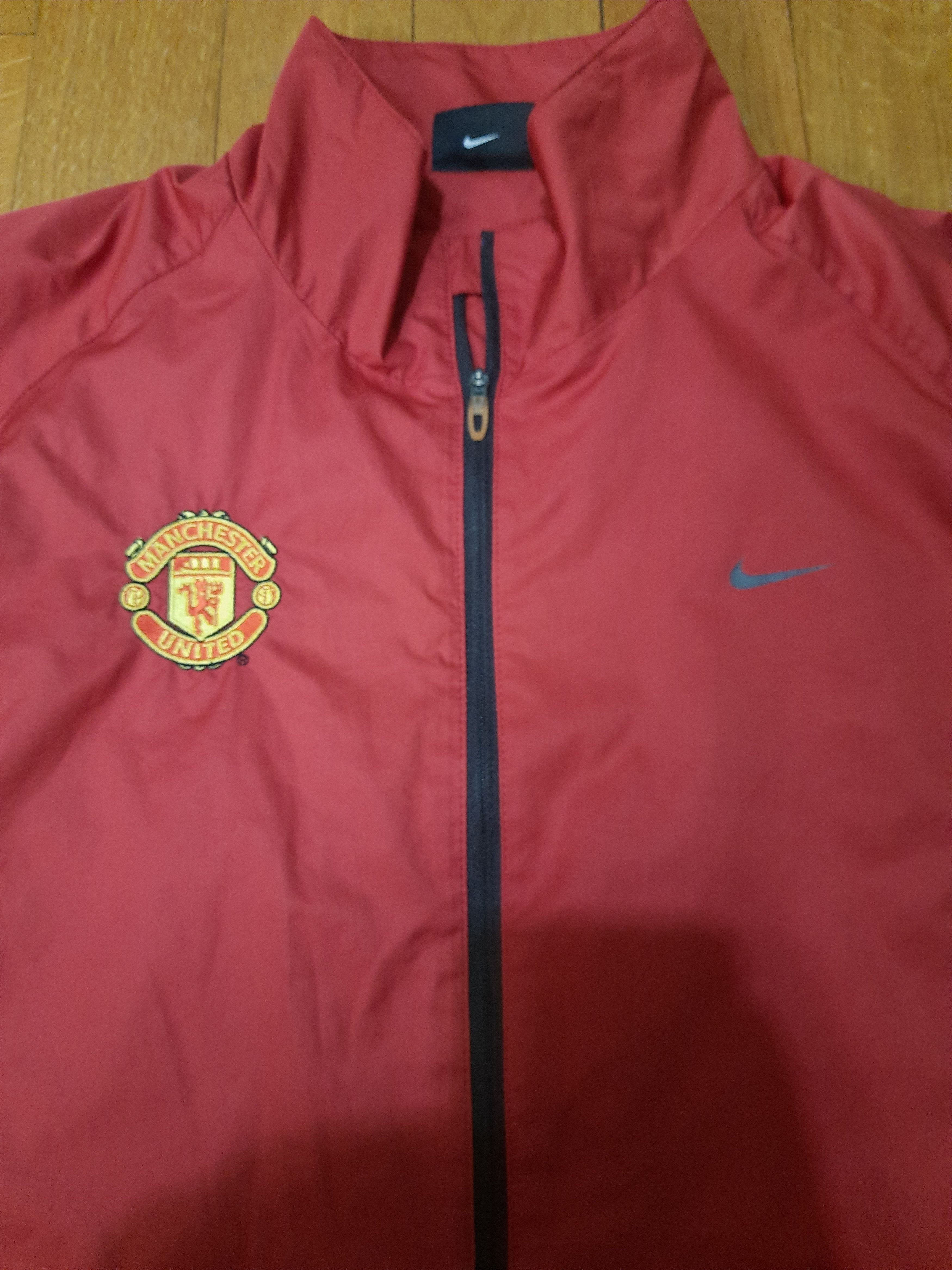 Other Manchester United Football Nike Windbreaker Vintage Y2k Size US L / EU 52-54 / 3 - 4 Thumbnail