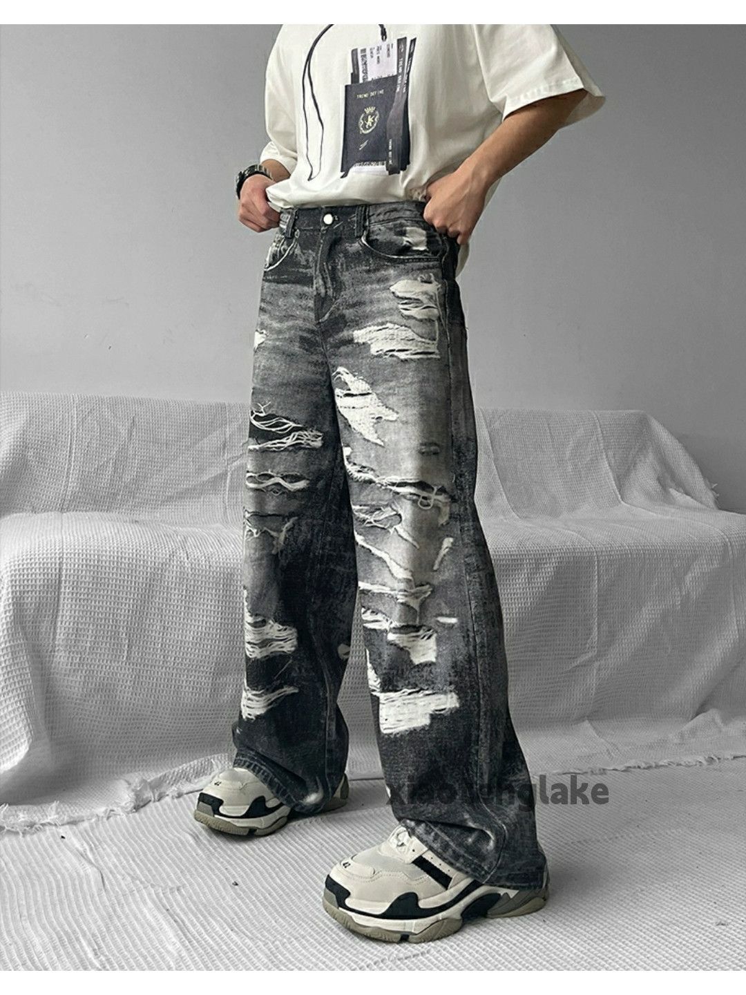 Jean × Vintage washed faded loose baggy bootcut damaged print jeans Size US 30 / EU 46 - 1 Thumbnail