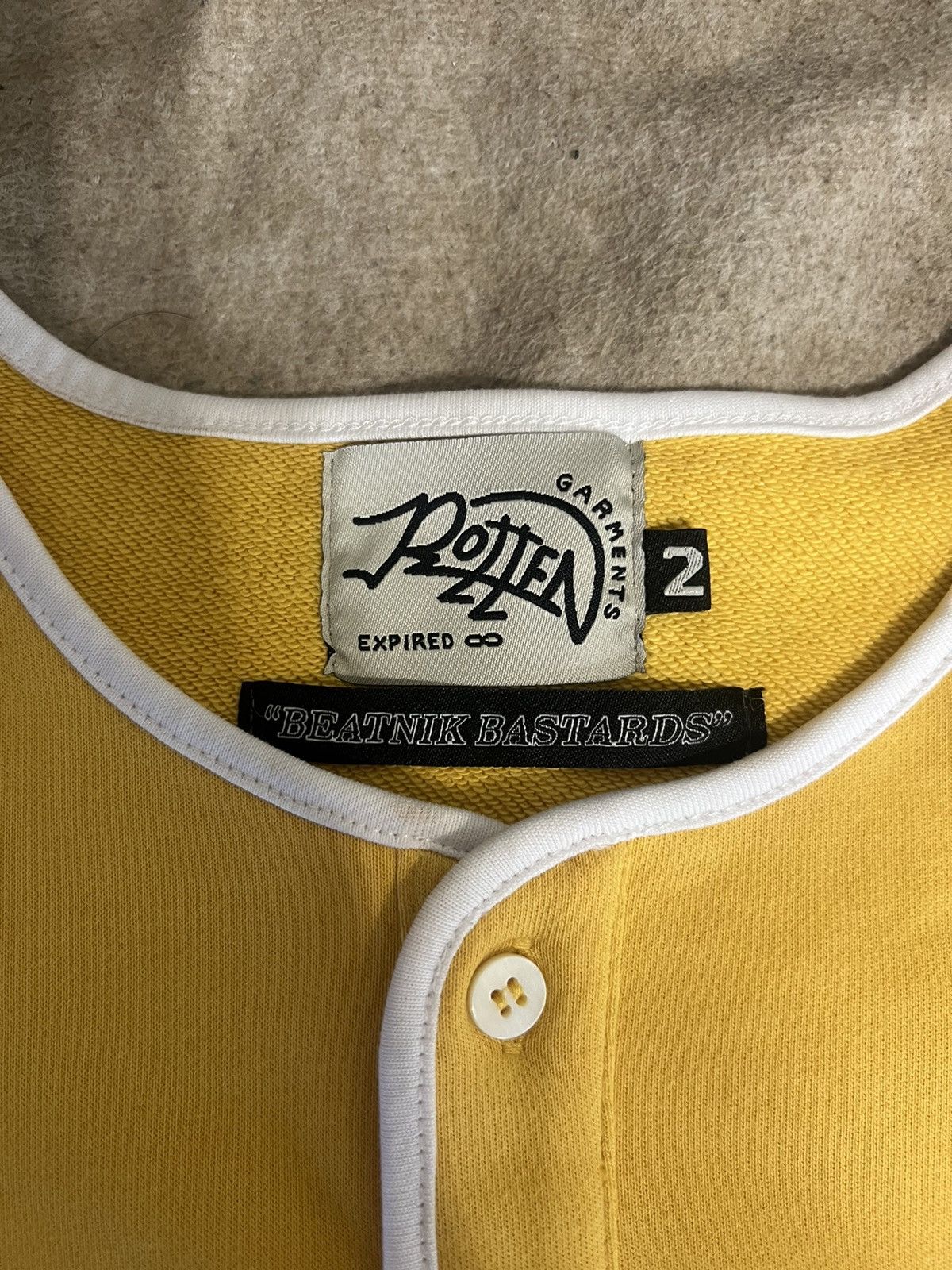 Vintage Rotten Closet Inferno Henley Crop Top 1/1 Sample Size L / US 10 / IT 46 - 5 Thumbnail