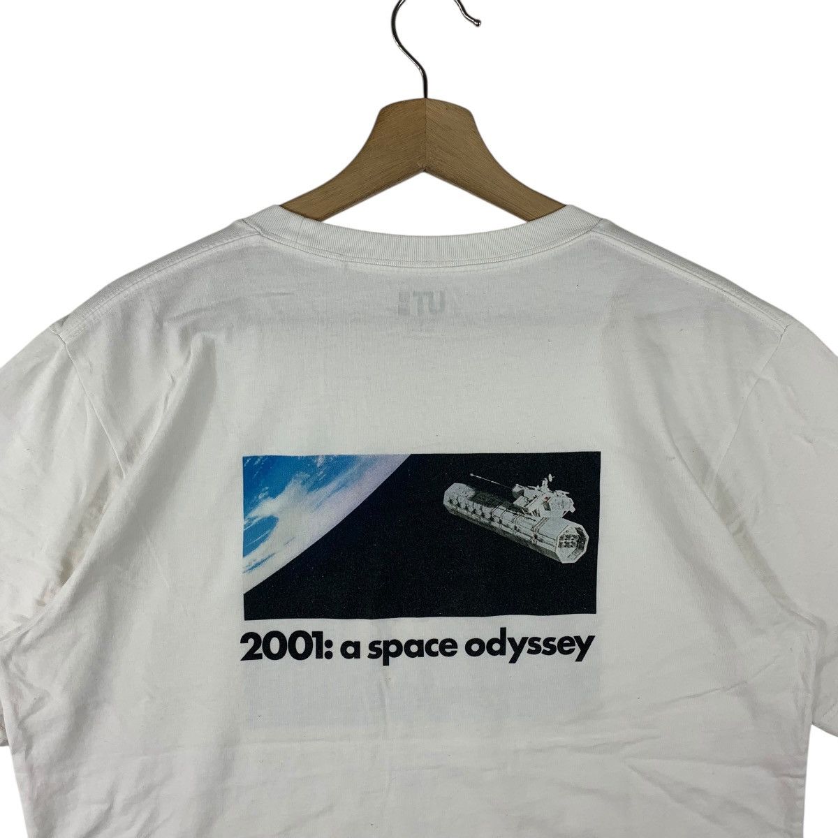 Japanese Brand × Vintage 2001: A SPACE ODYSSEY photo print movie tee Size US L / EU 52-54 / 3 - 8 Thumbnail