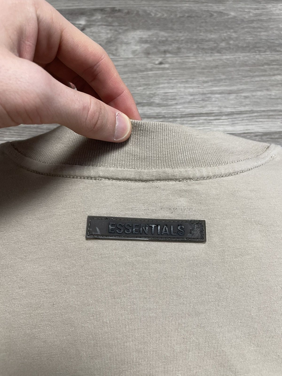 Essentials Fear Of God Essentials Beige Reflective Logo Long Sleeve Tee Size US S / EU 44-46 / 1 - 23 Thumbnail