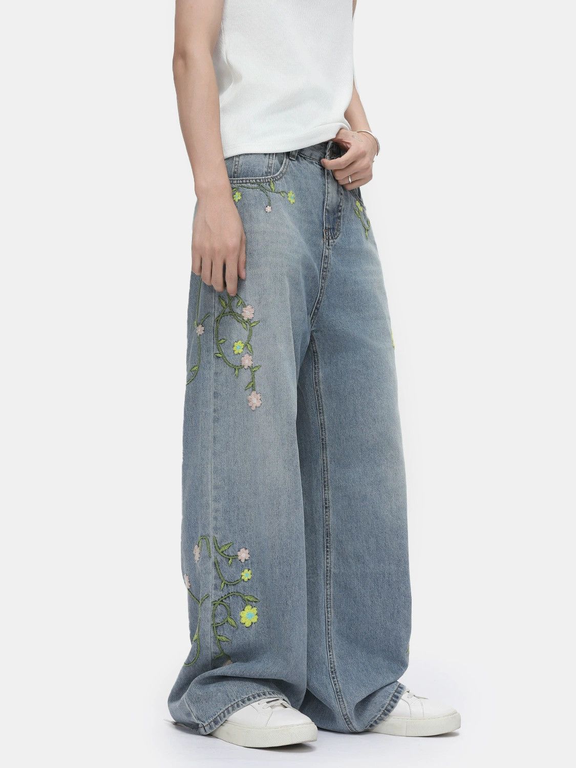 Japanese Brand × Jean Heavy floral embroidery straight-leg casual jeans Size US 32 / EU 48 - 4 Thumbnail