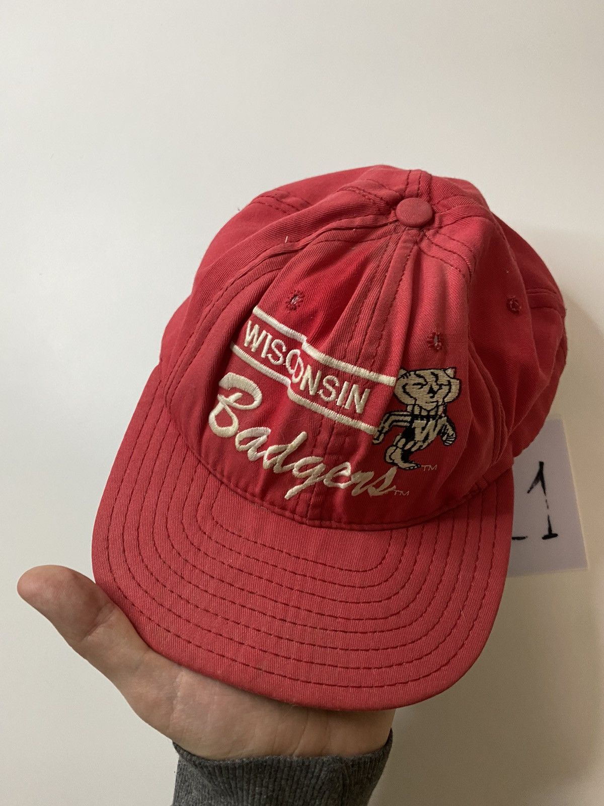 NCAA Wisconsin Badgers vintage made in USA cap hat Size ONE SIZE - 2 Thumbnail