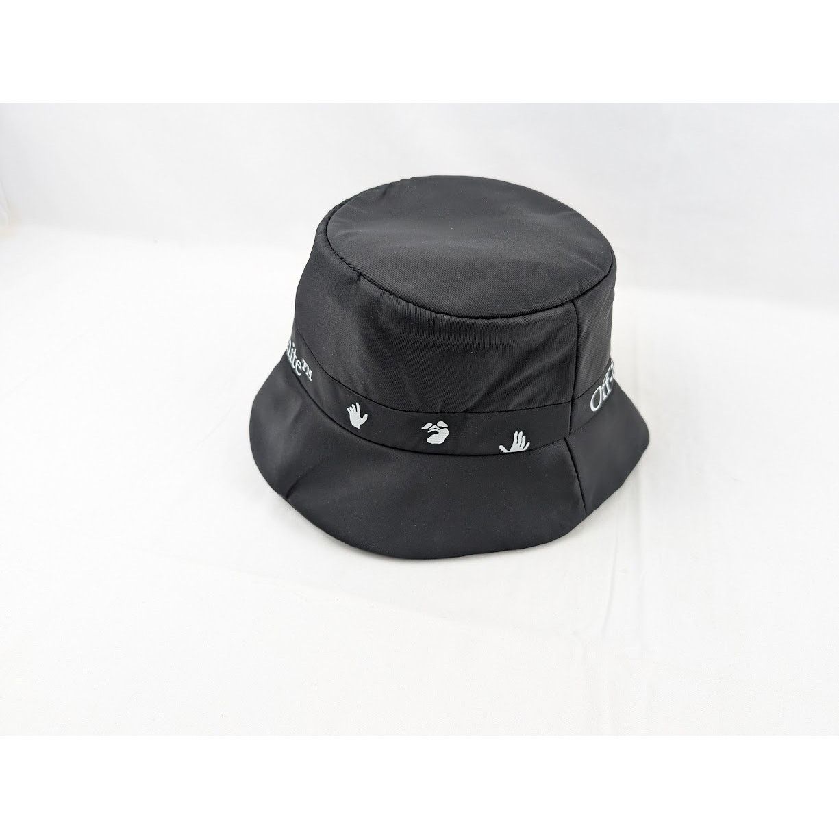 Off-White o1rshd1 Size: OS Logo Viscose Rain Cap in Black / White Size ONE SIZE - 9 Thumbnail