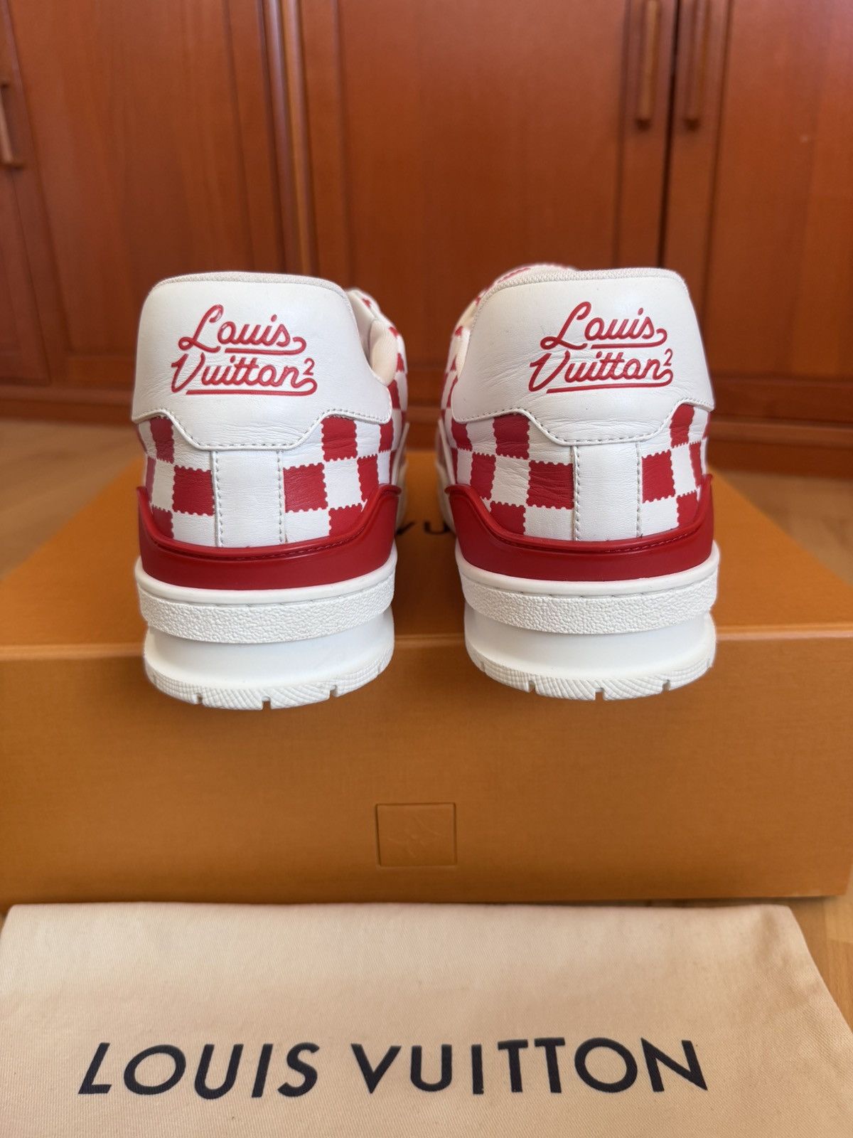 Louis Vuitton Louis Vuitton X Nigo LV Trainer Red White Damier Size US 10 / EU 43 - 8 Thumbnail
