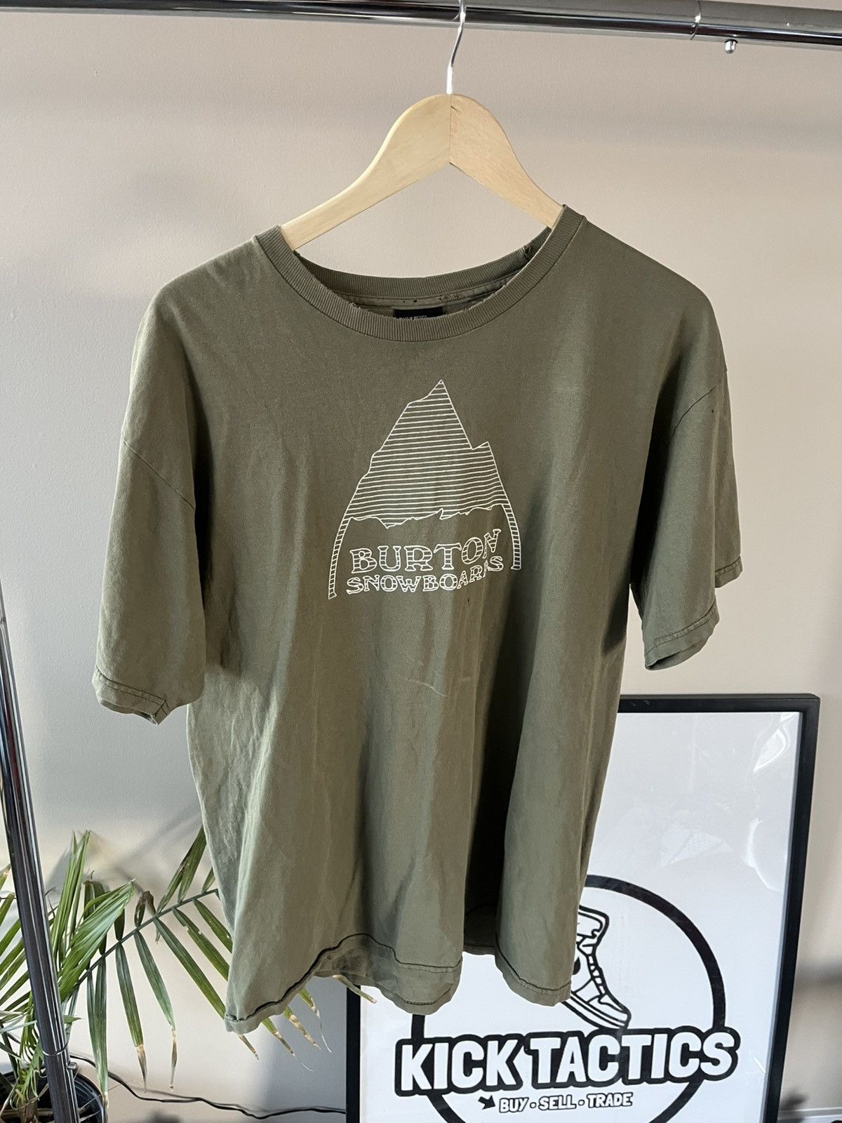 Burton × Vintage Vintage Burton Snowboards Tee Size US L / EU 52-54 / 3 - 1 Thumbnail