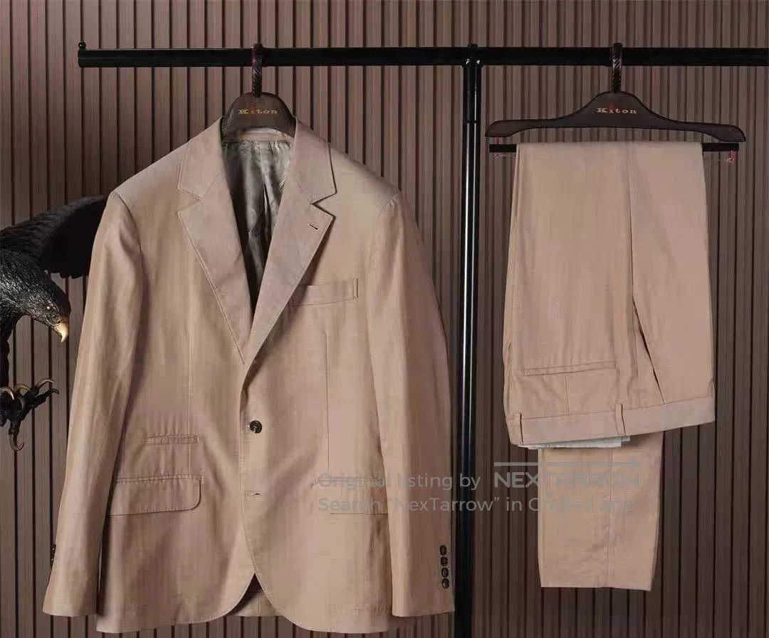 Brunello Cucinelli Men's Silk-Cotton Suit Jacket.