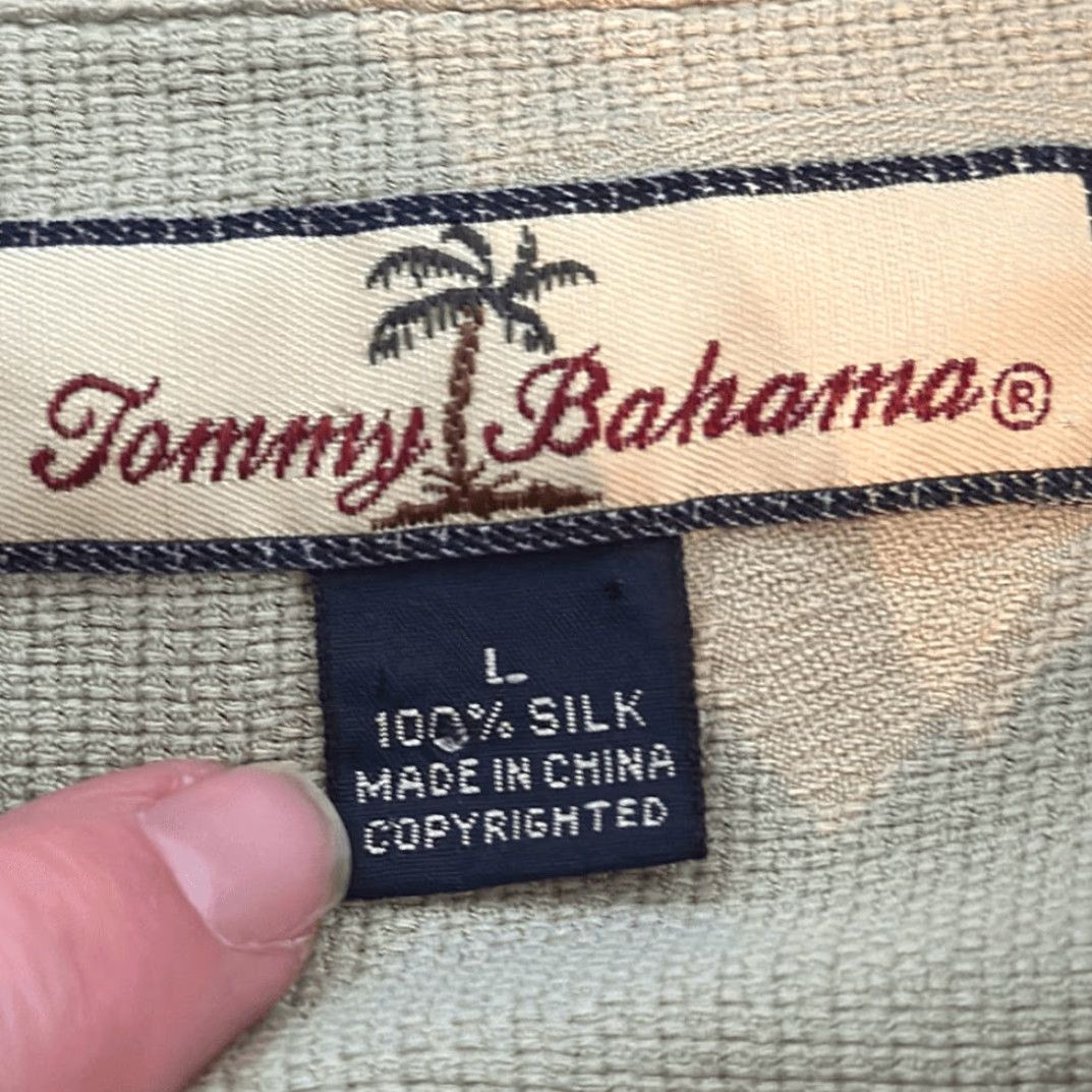 Tommy Bahama Tommy Bahama Shirt Green Short Sleeve Relax Button-Up Silk L Mens Hula Girl Size US L / EU 52-54 / 3 - 6 Thumbnail