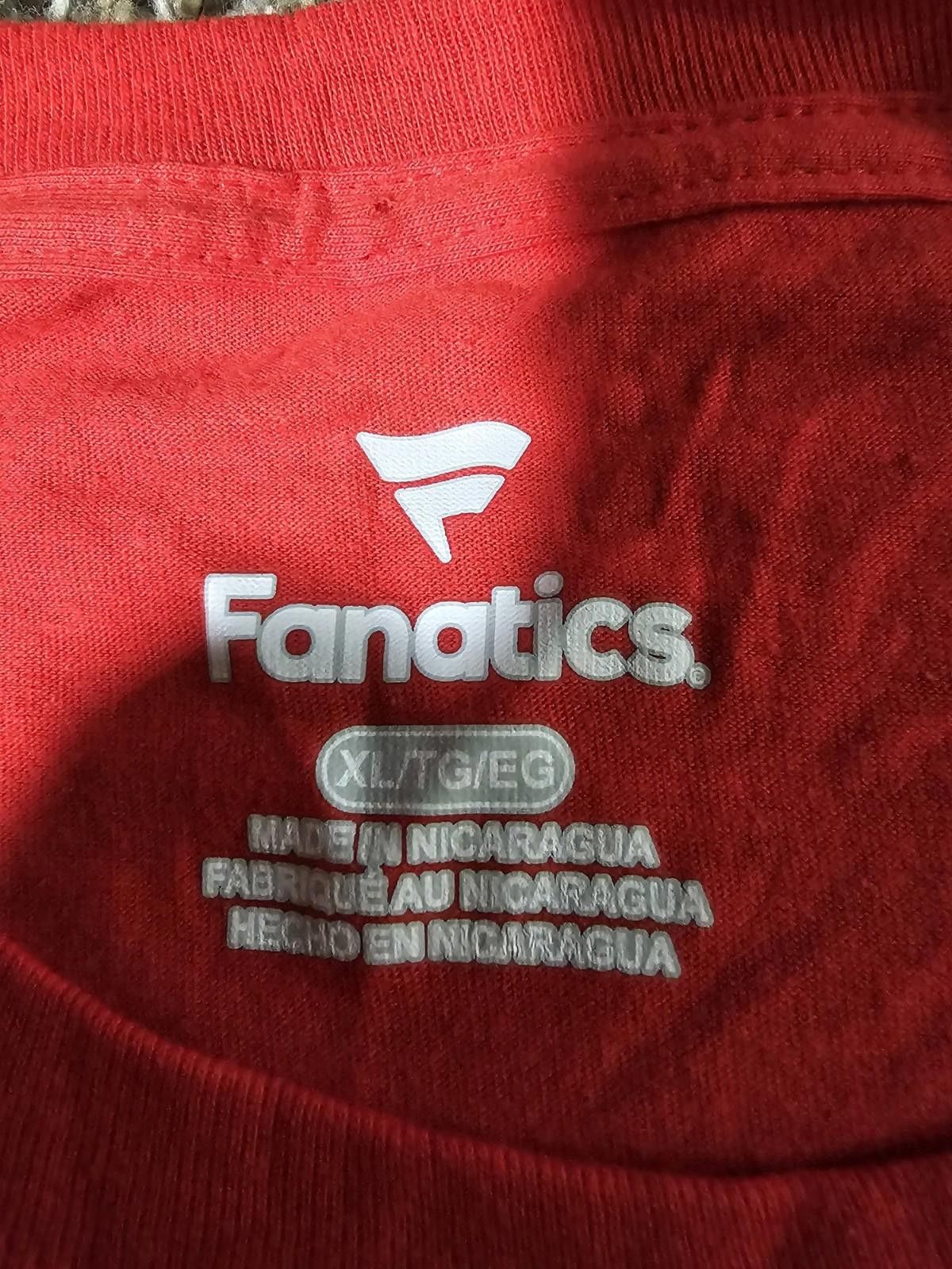 Designer Fanatics Wisconsin Badgers Finger W Red Tshirt XL Size ONE SIZE - 3 Thumbnail